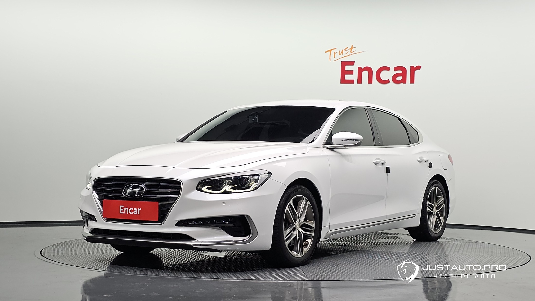 Автомобиль Hyundai Grandeur
