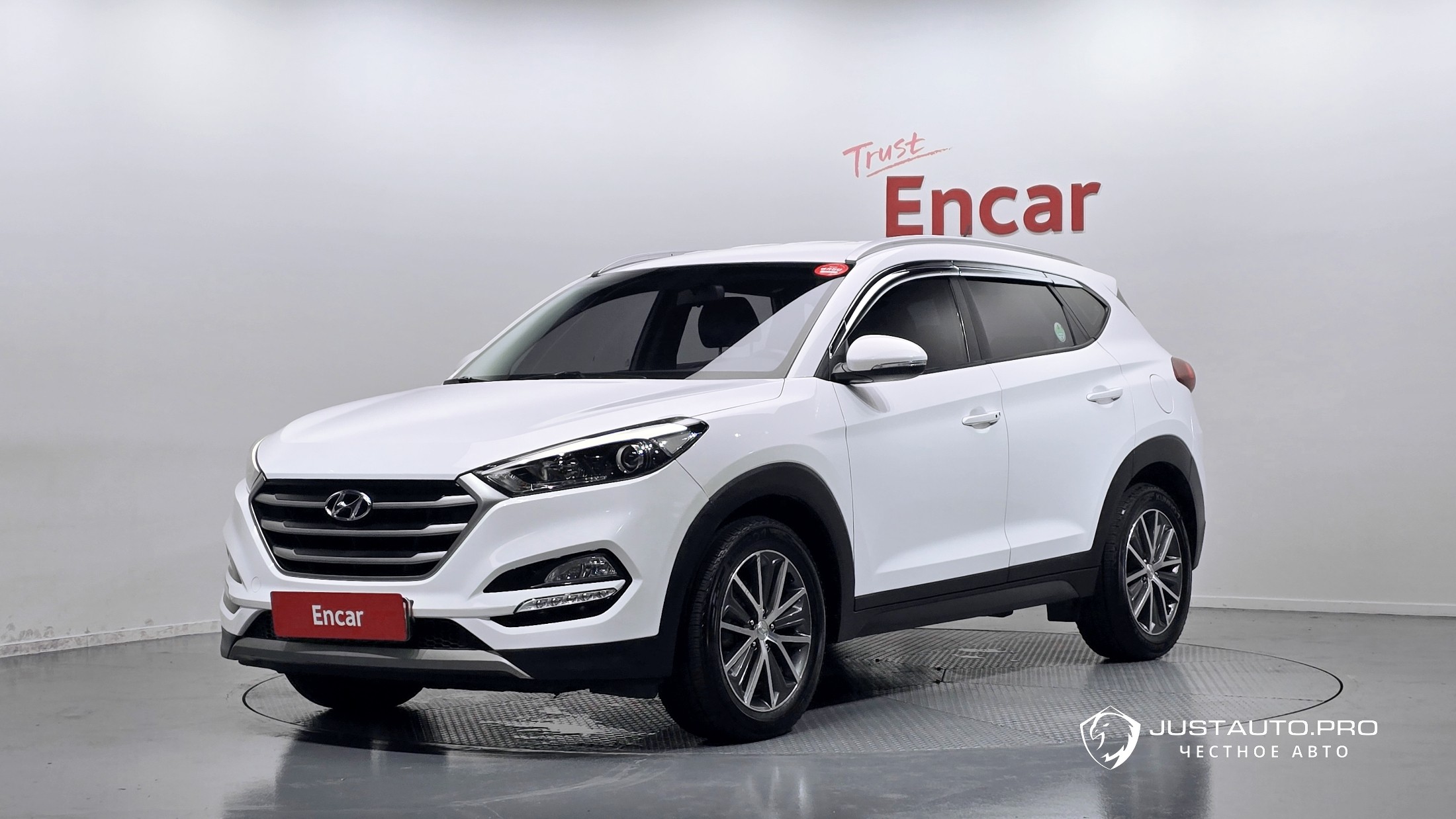 Автомобиль Hyundai Tucson