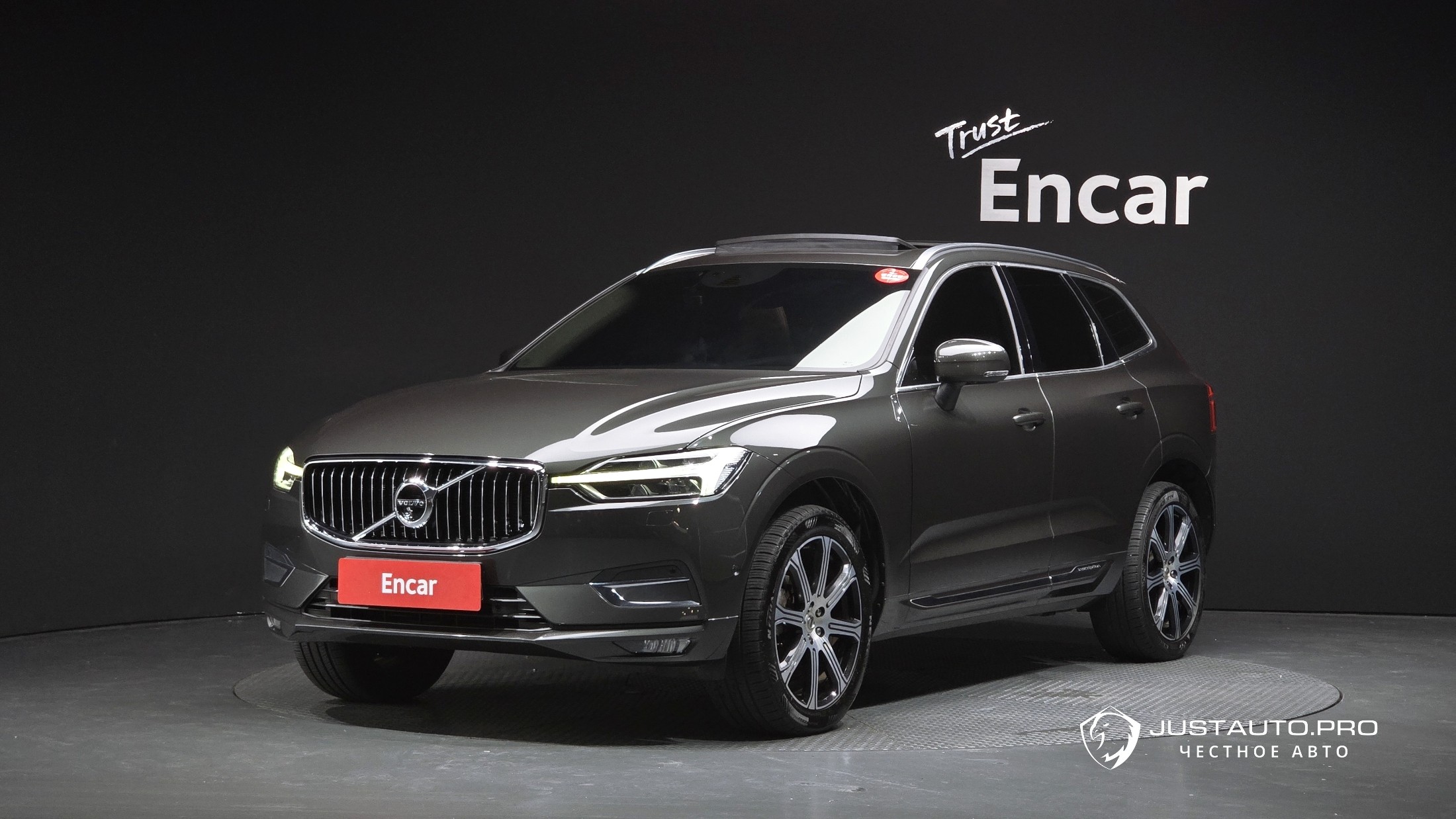 Автомобиль Volvo XC60