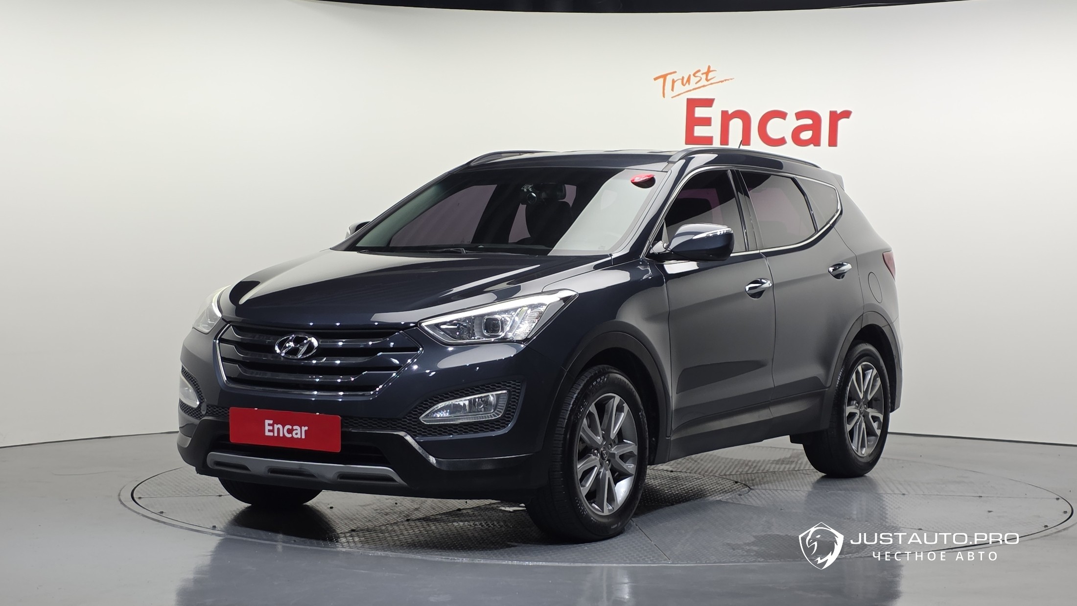 Автомобиль Hyundai Santafe