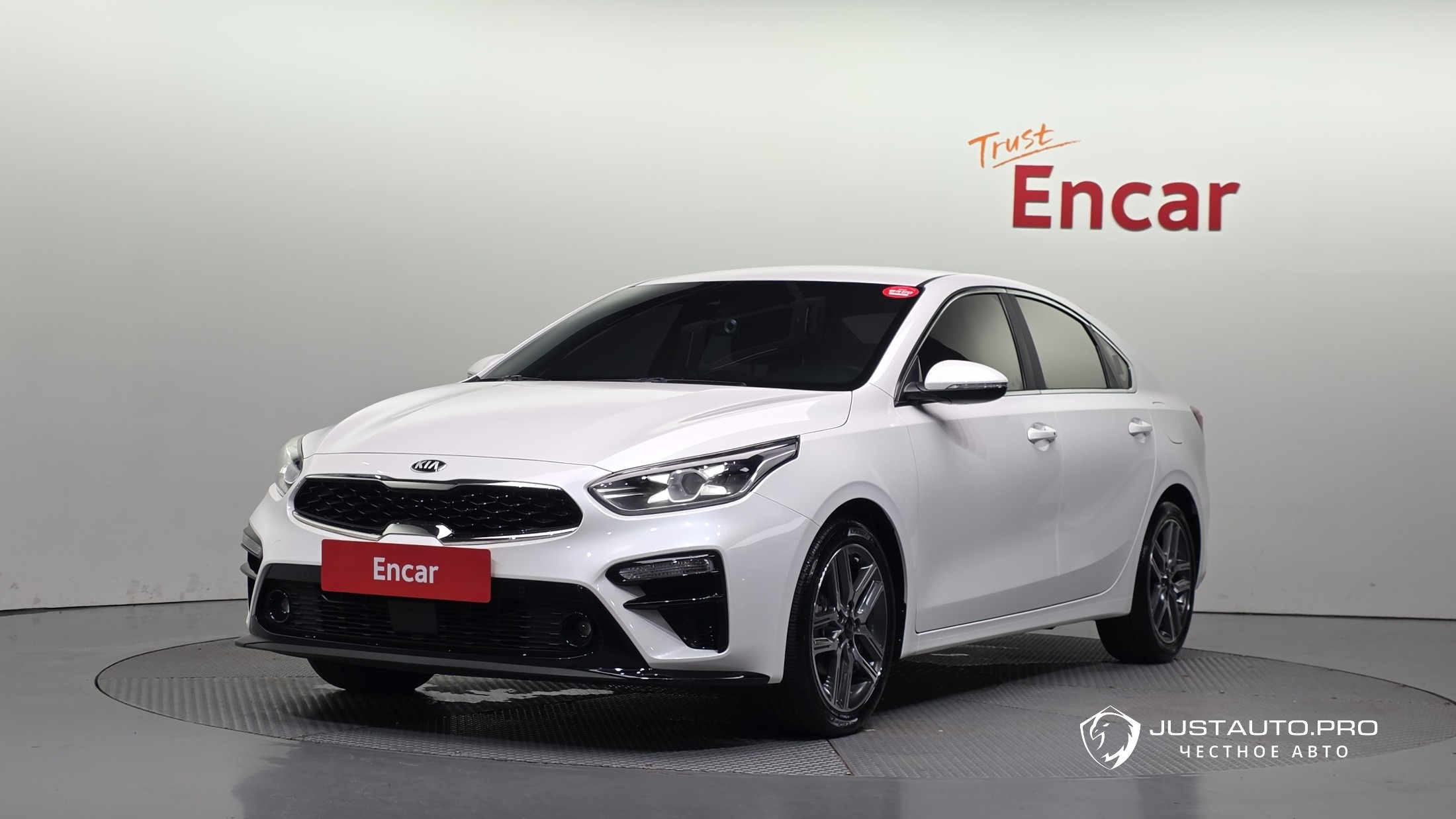 Автомобиль Kia K3