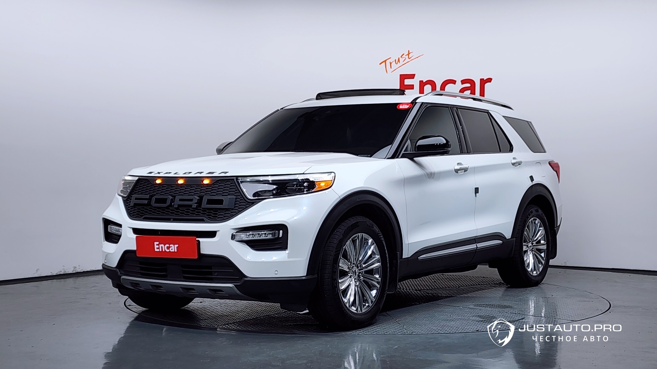 Автомобиль Ford Explorer