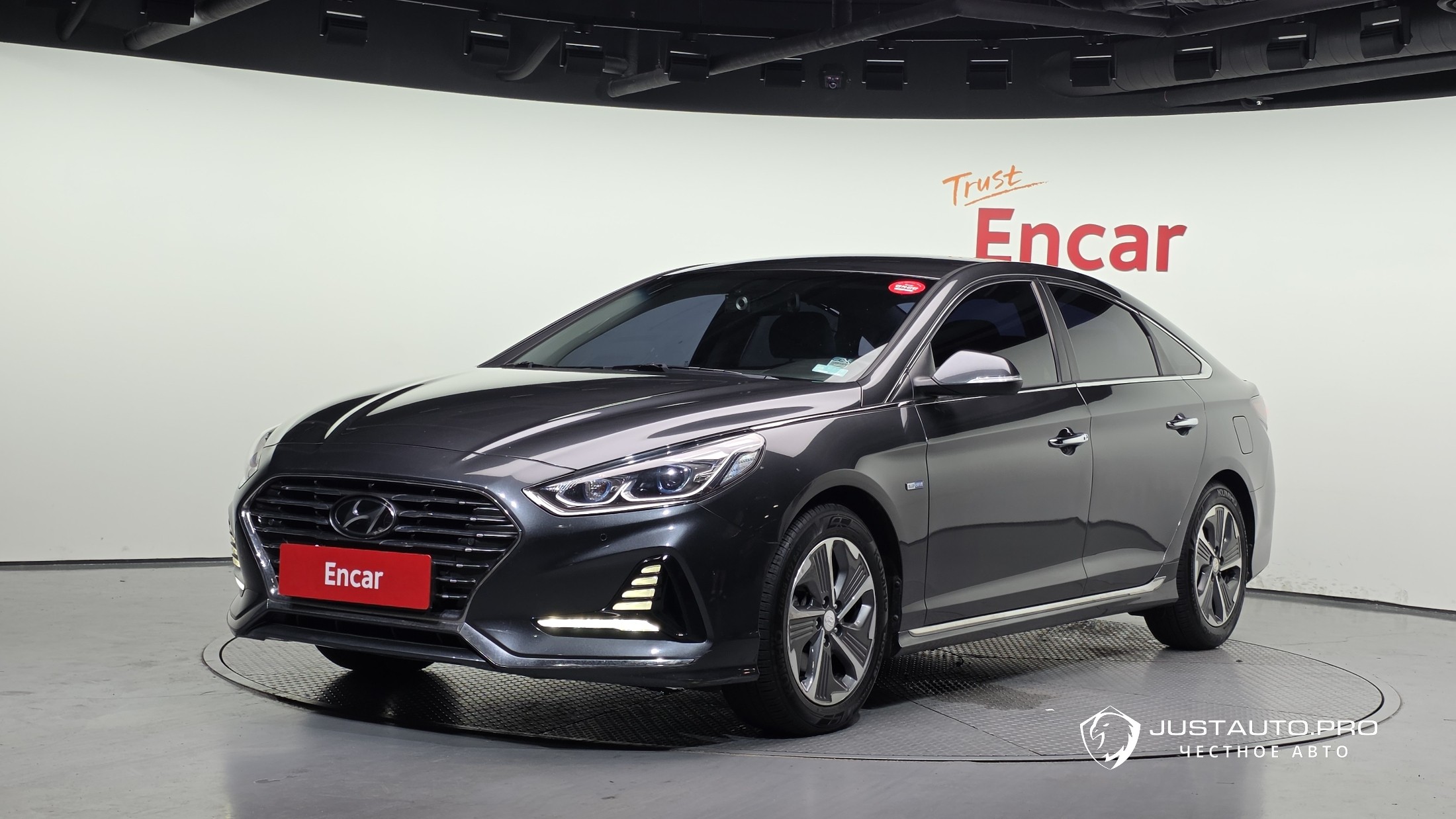 Автомобиль Hyundai Sonata
