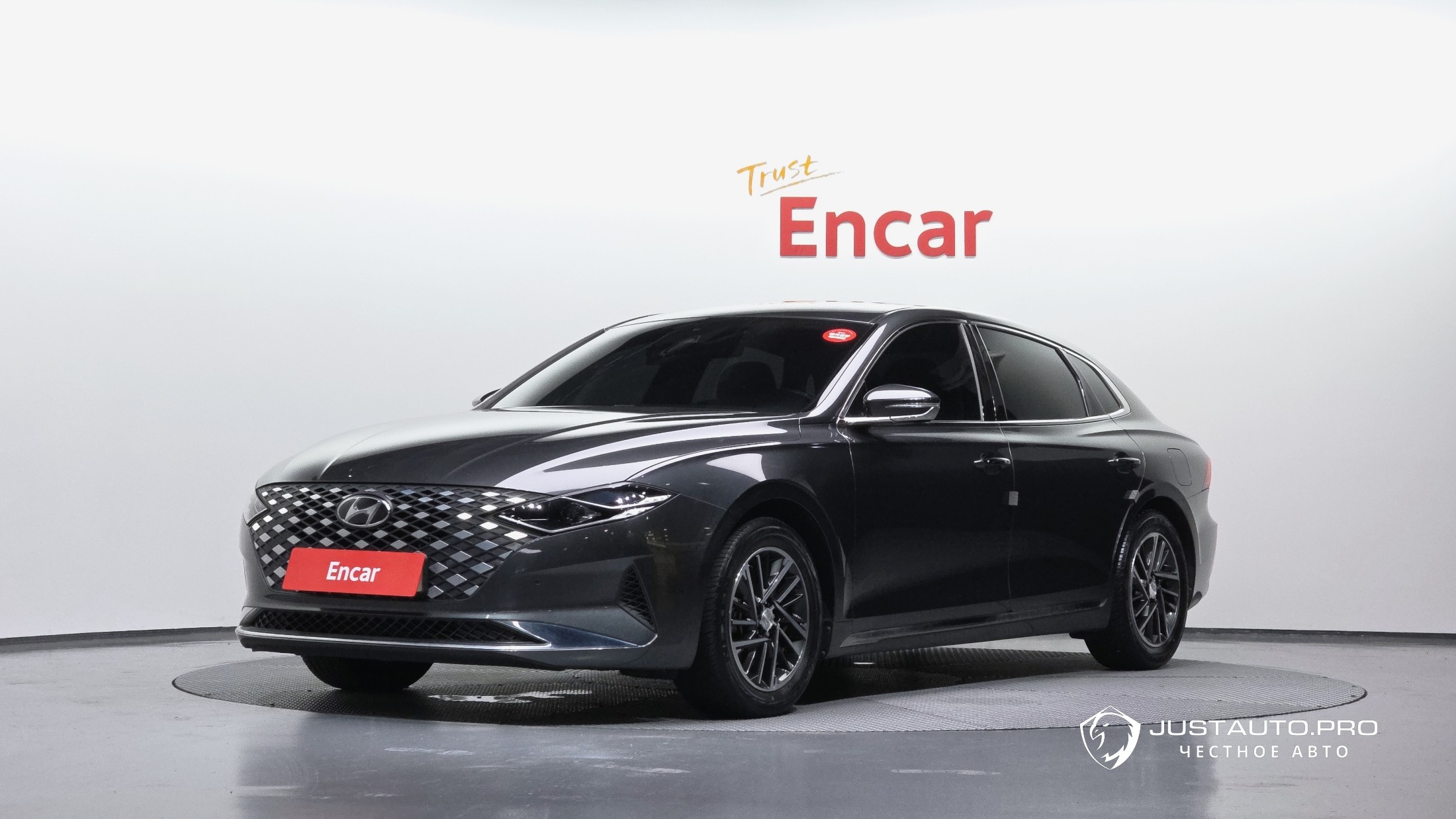 Автомобиль Hyundai Grandeur