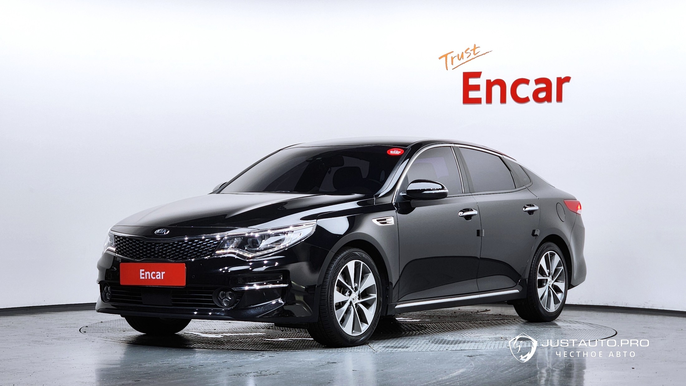 Автомобиль Kia K5
