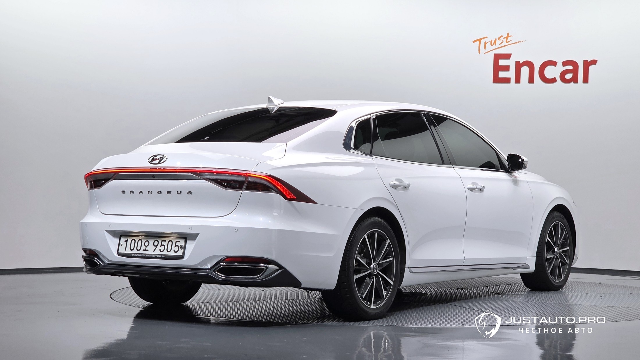 Автомобиль Hyundai Grandeur