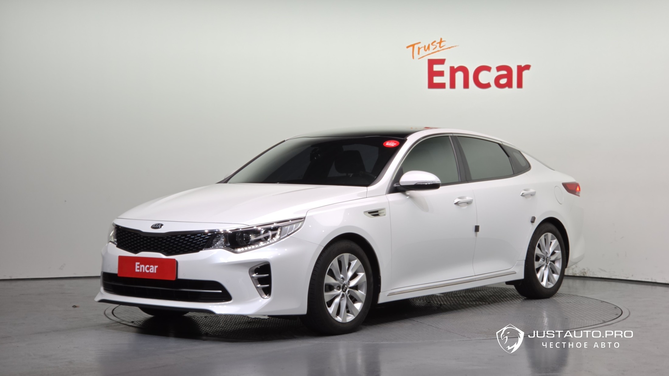 Автомобиль Kia K5