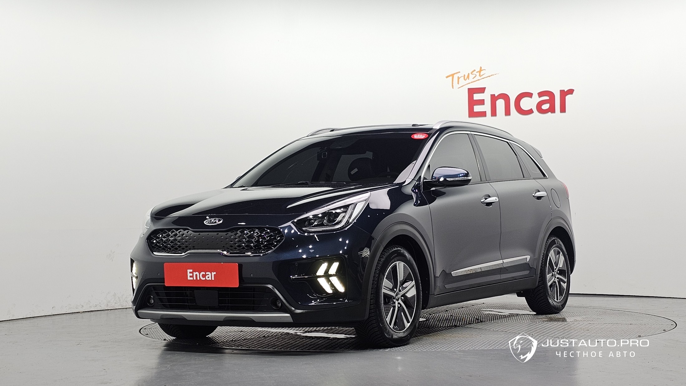 Автомобиль Kia Niro