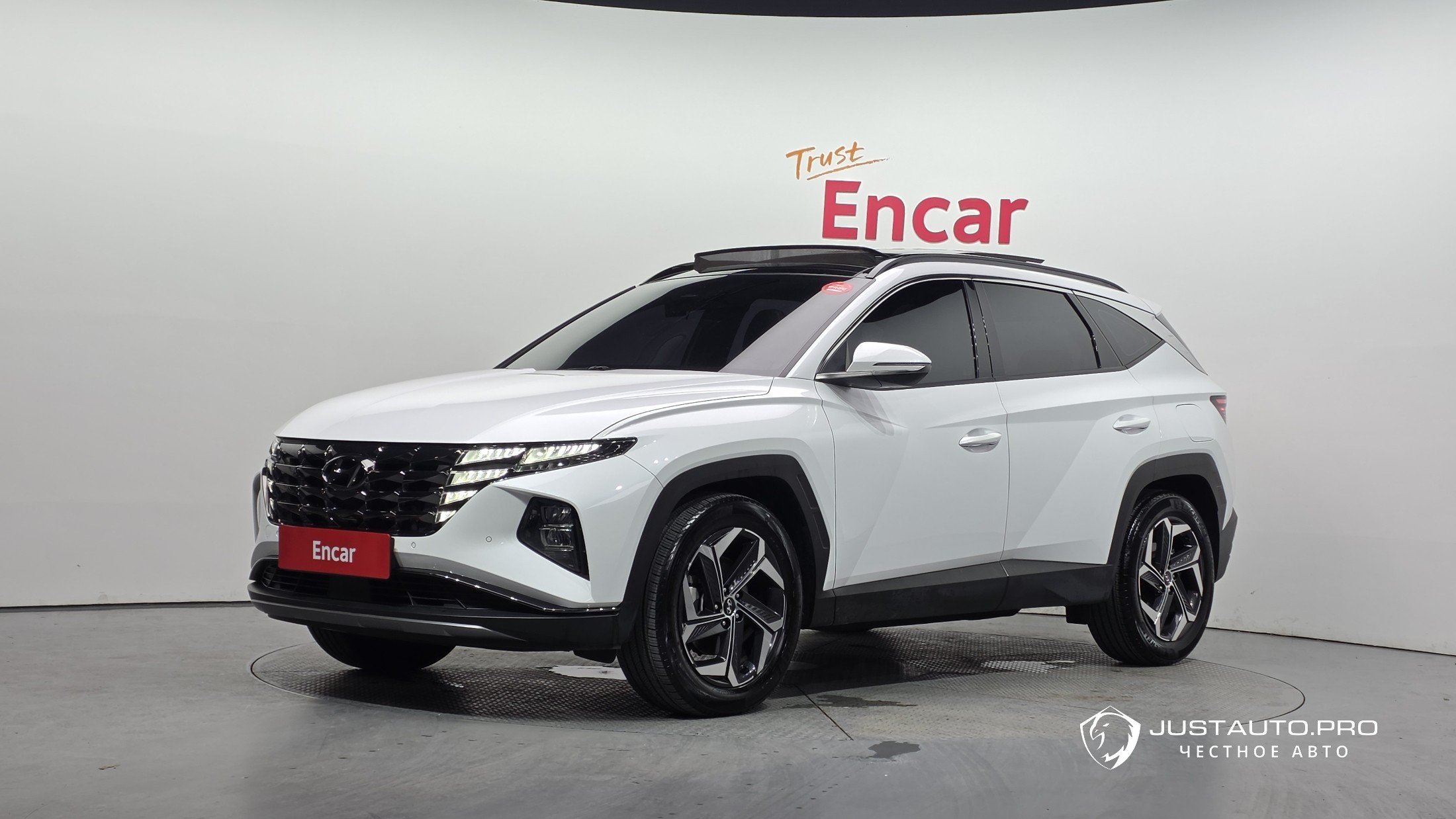 Автомобиль Hyundai Tucson