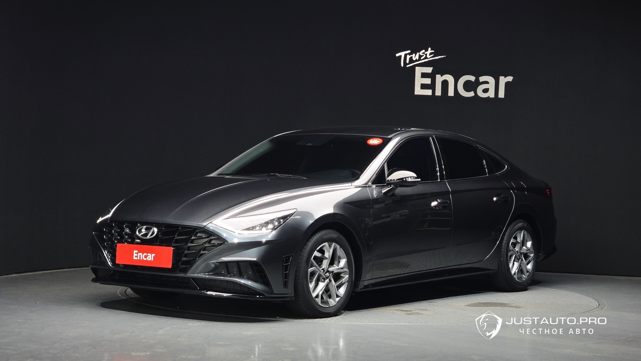 Автомобиль Hyundai Sonata