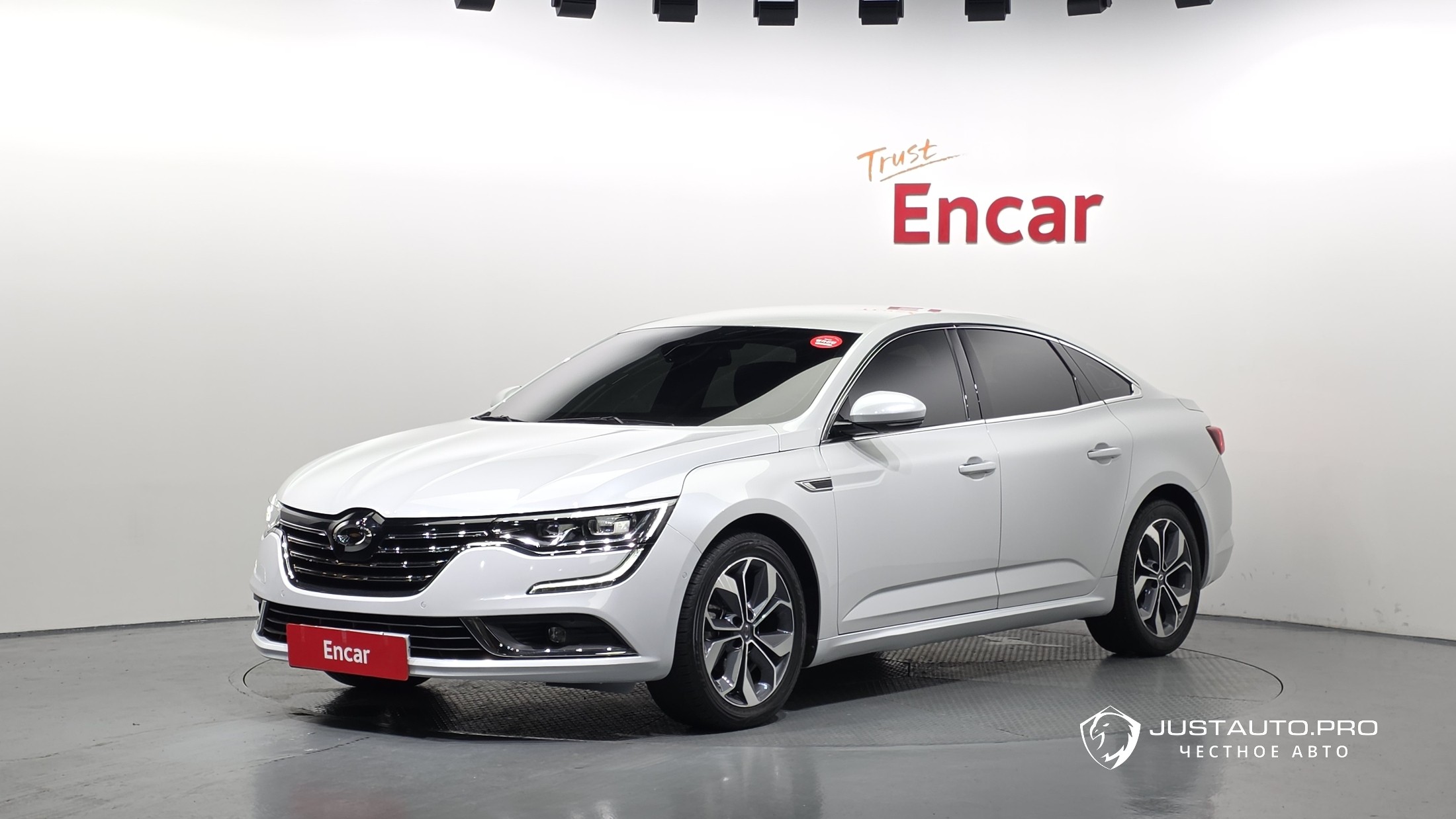 Автомобиль Renault-KoreaSamsung SM6