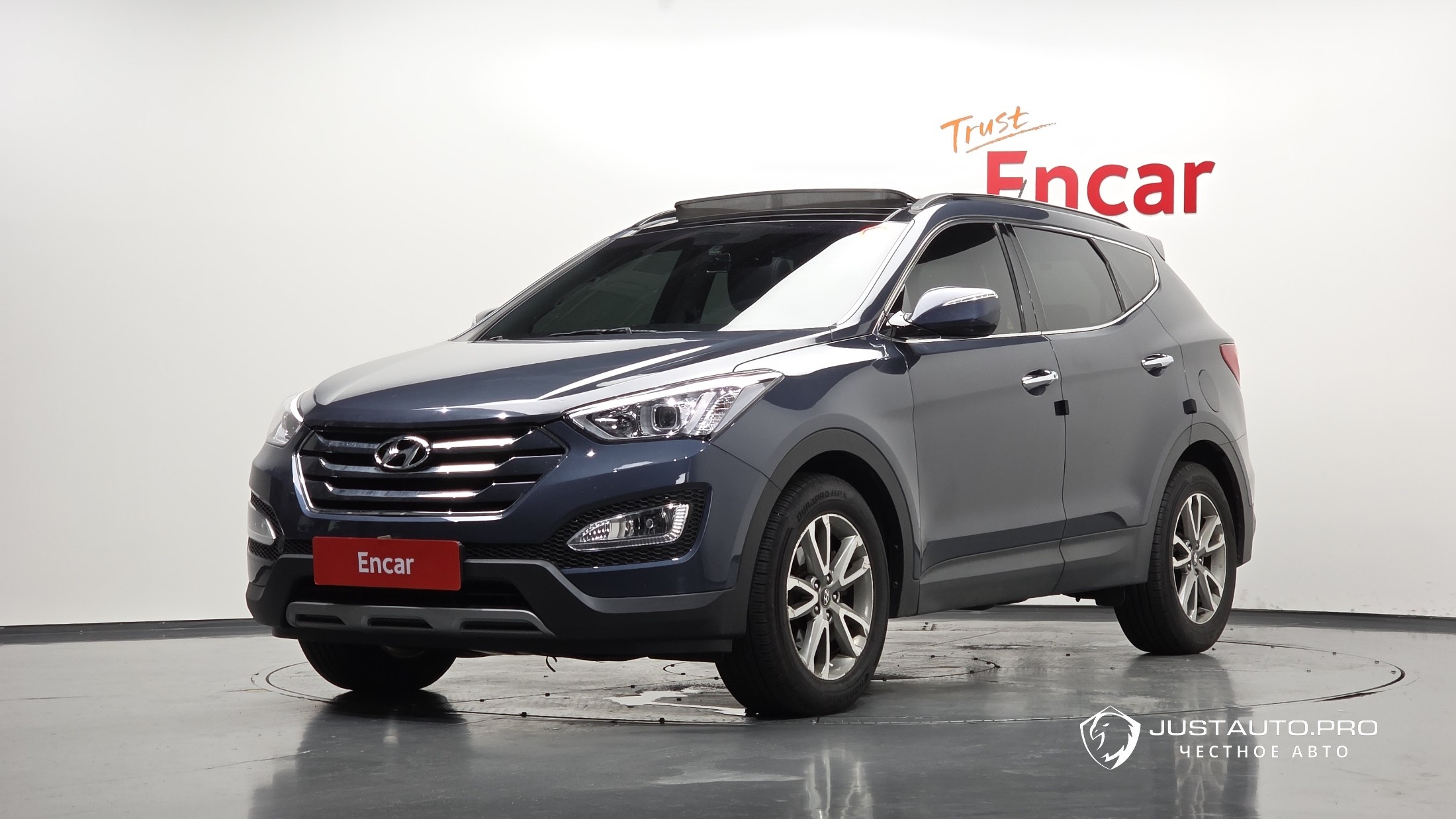 Автомобиль Hyundai Santafe