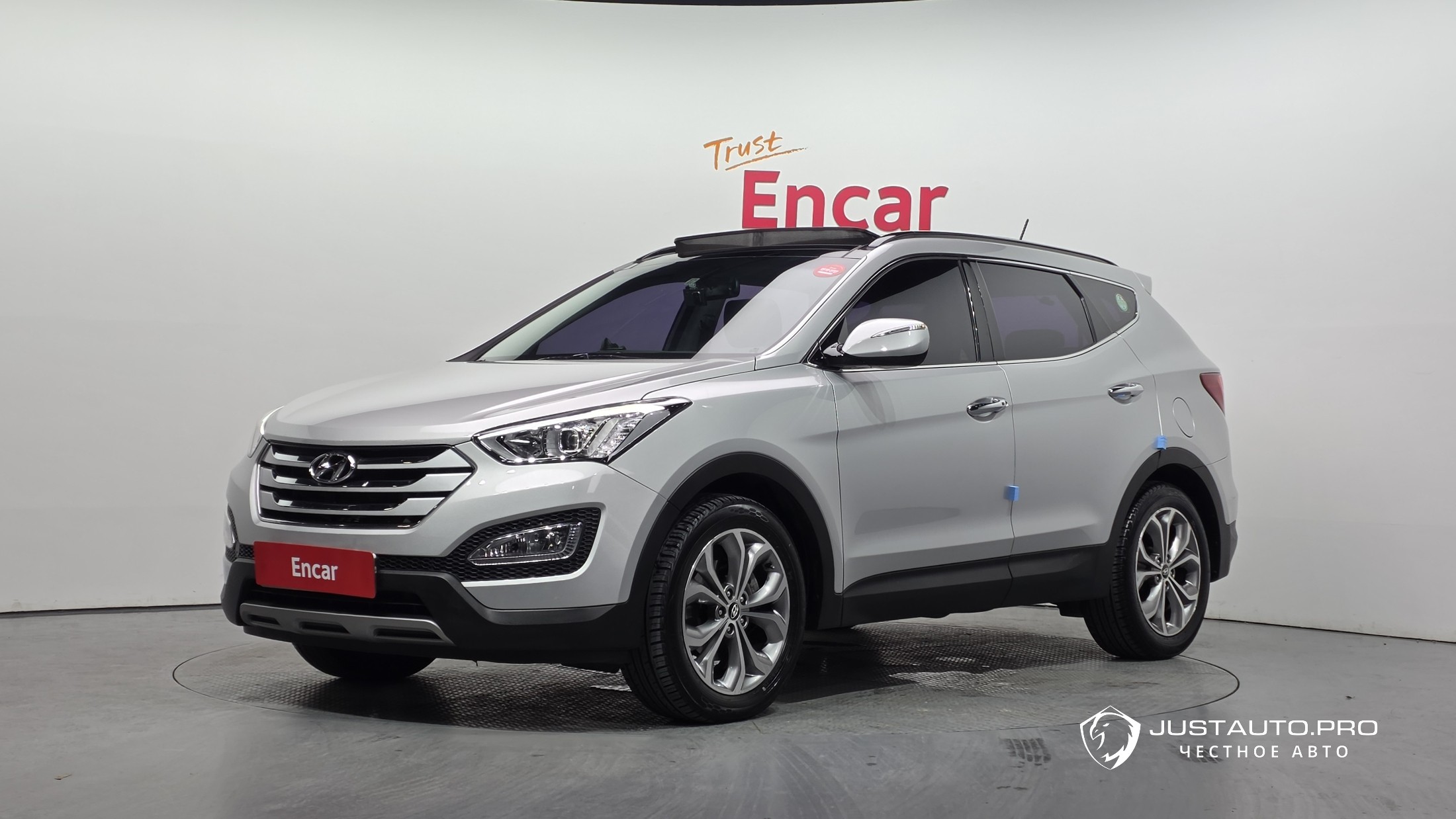Автомобиль Hyundai Santafe