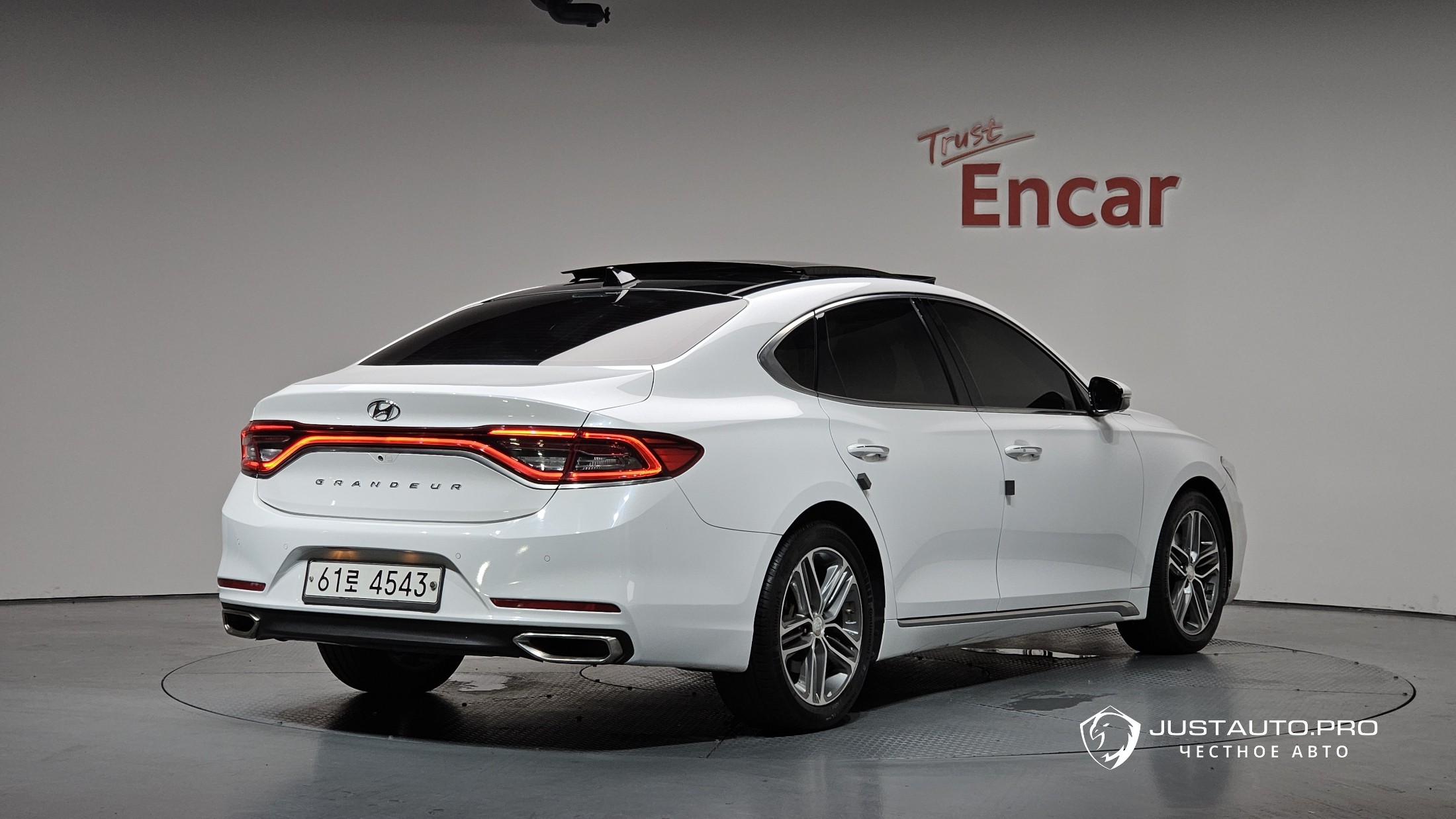 Автомобиль Hyundai Grandeur