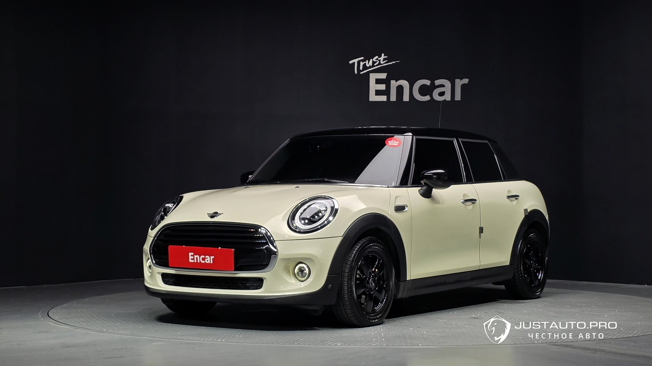 Автомобиль Mini Cooper
