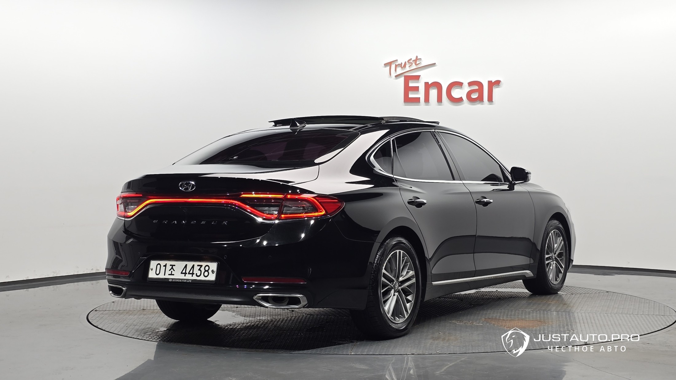 Автомобиль Hyundai Grandeur