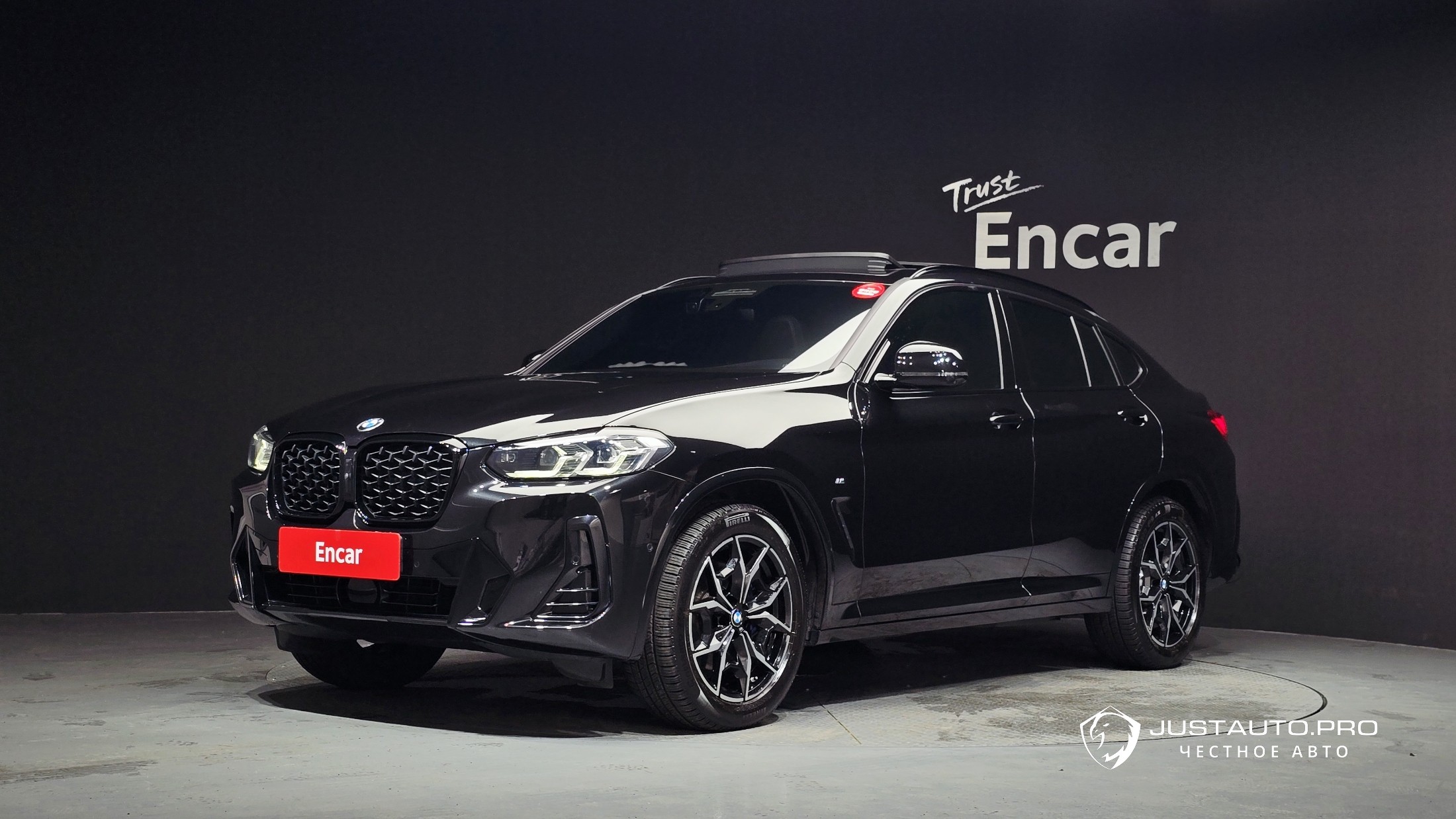 Автомобиль BMW X4