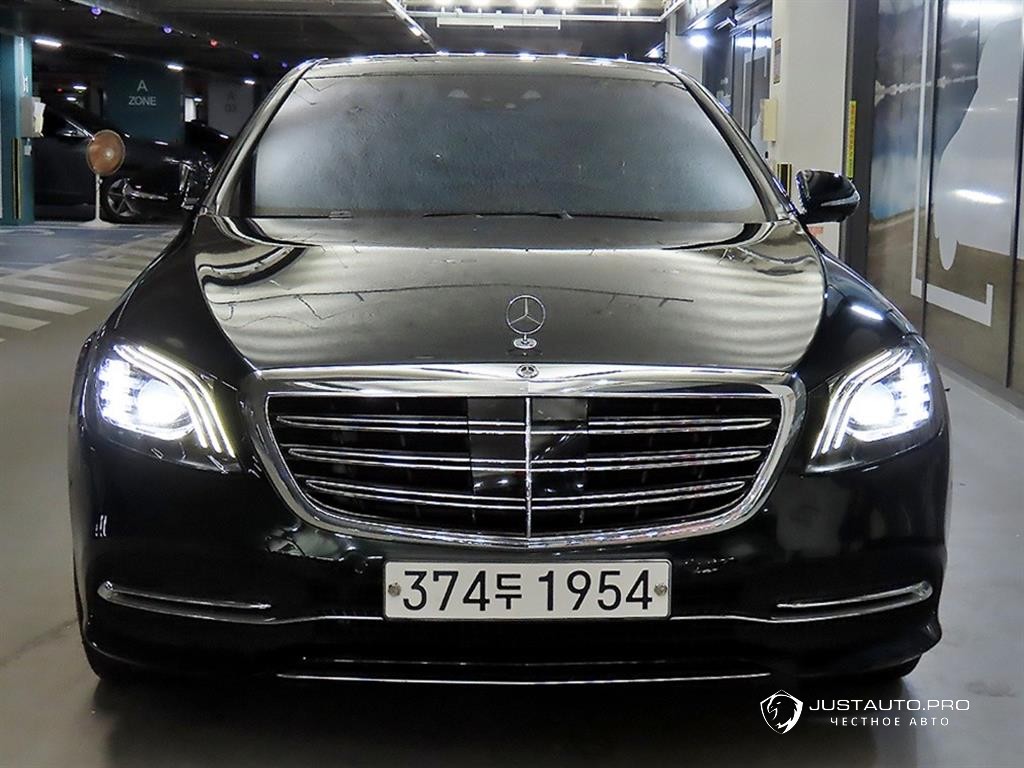 Автомобиль Mercedes-Benz S-Class