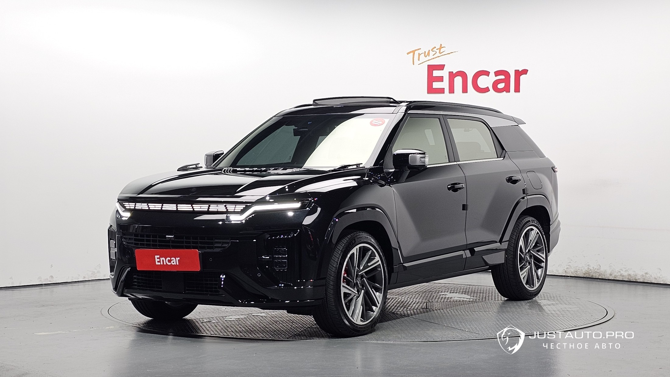 Автомобиль KG_Mobility_Ssangyong Actyon