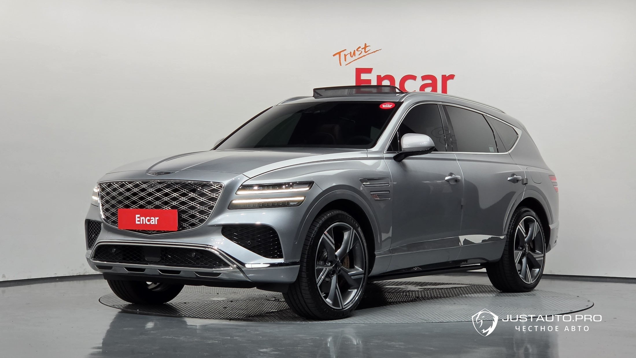 Автомобиль Genesis GV80