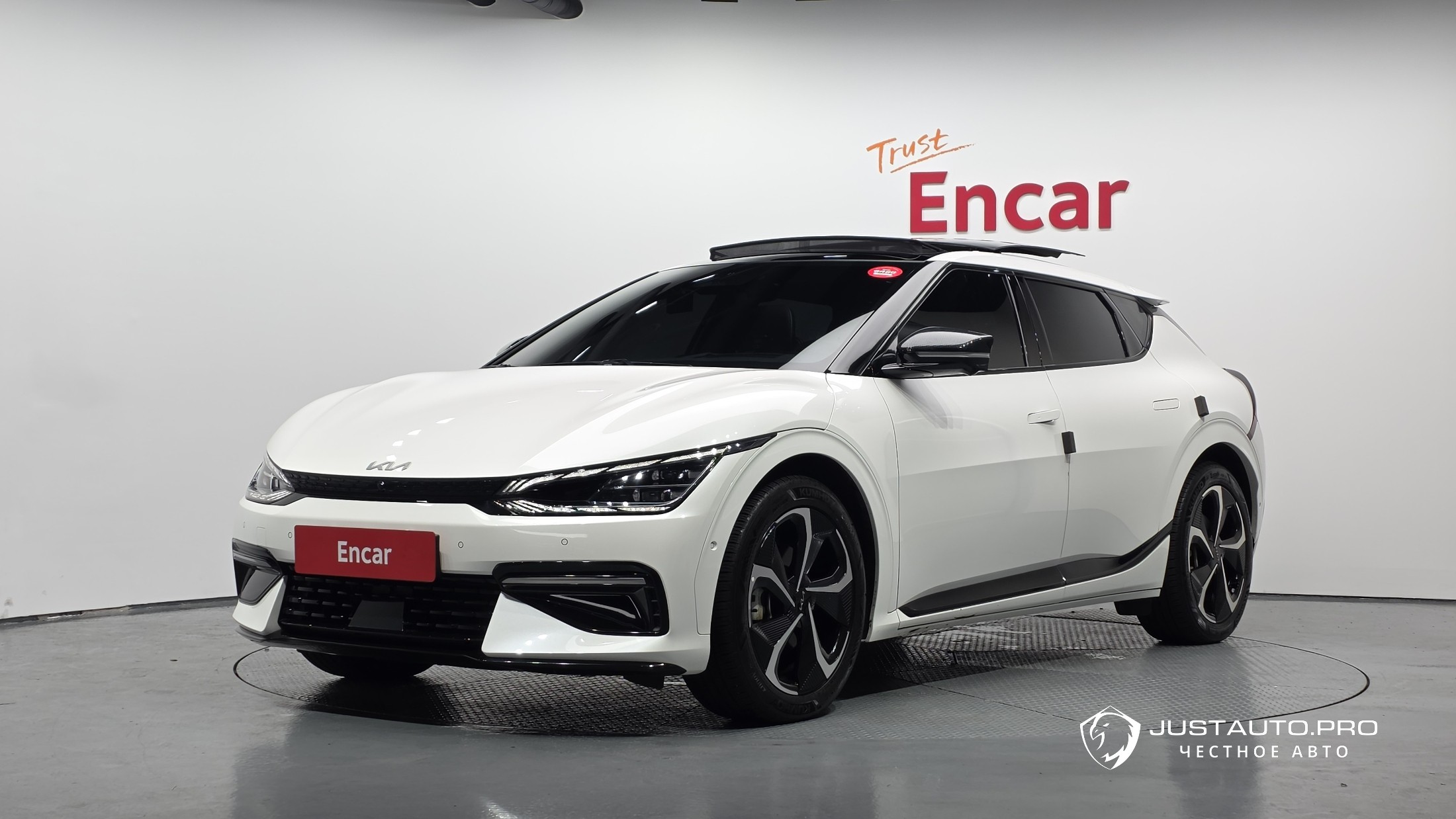 Автомобиль Kia EV6