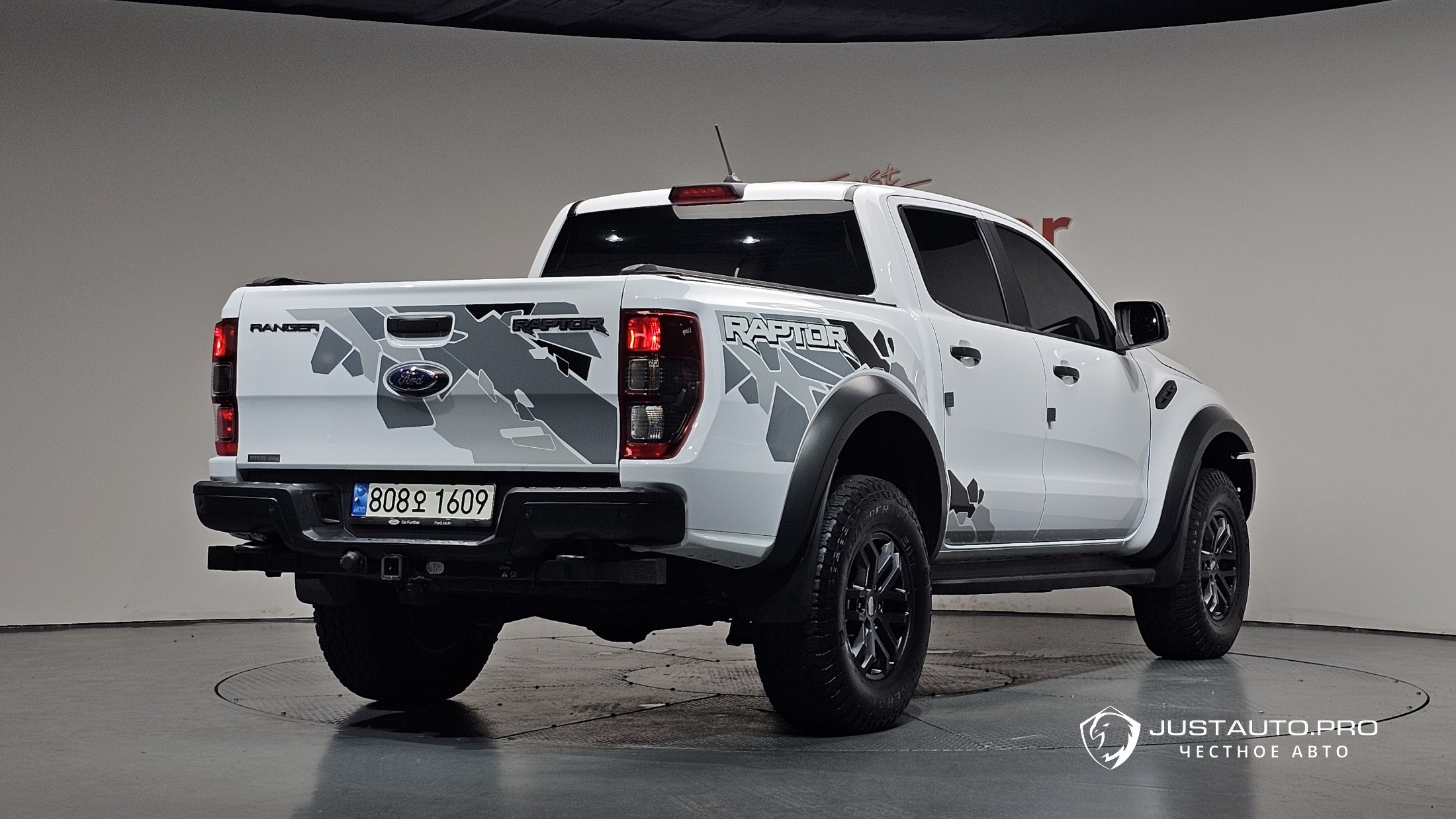 Автомобиль Ford Ranger