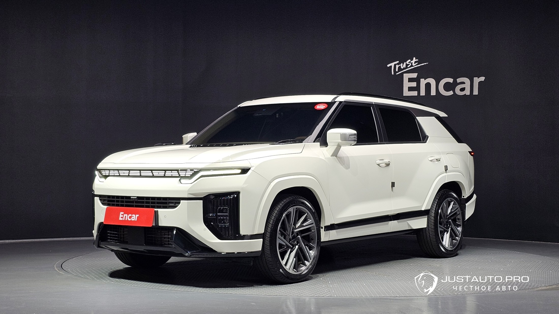 Автомобиль KG_Mobility_Ssangyong Actyon