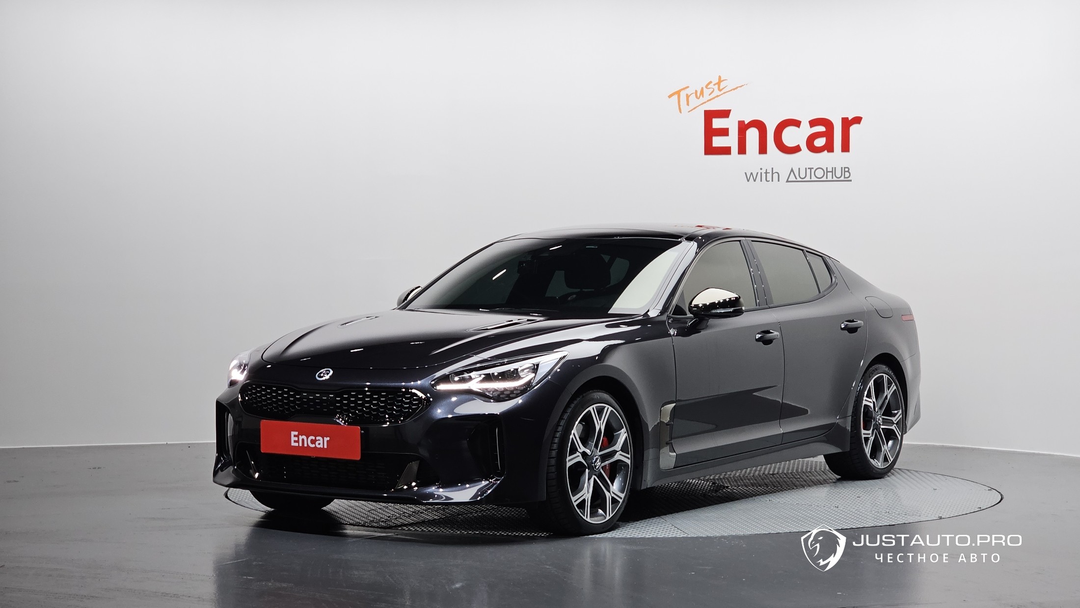 Автомобиль Kia Stinger