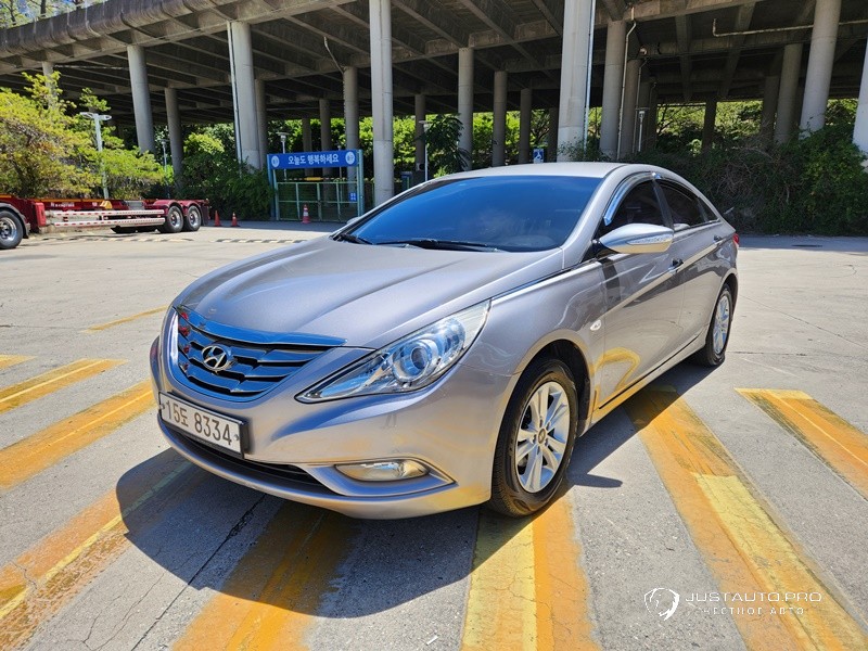 Автомобиль Hyundai Sonata