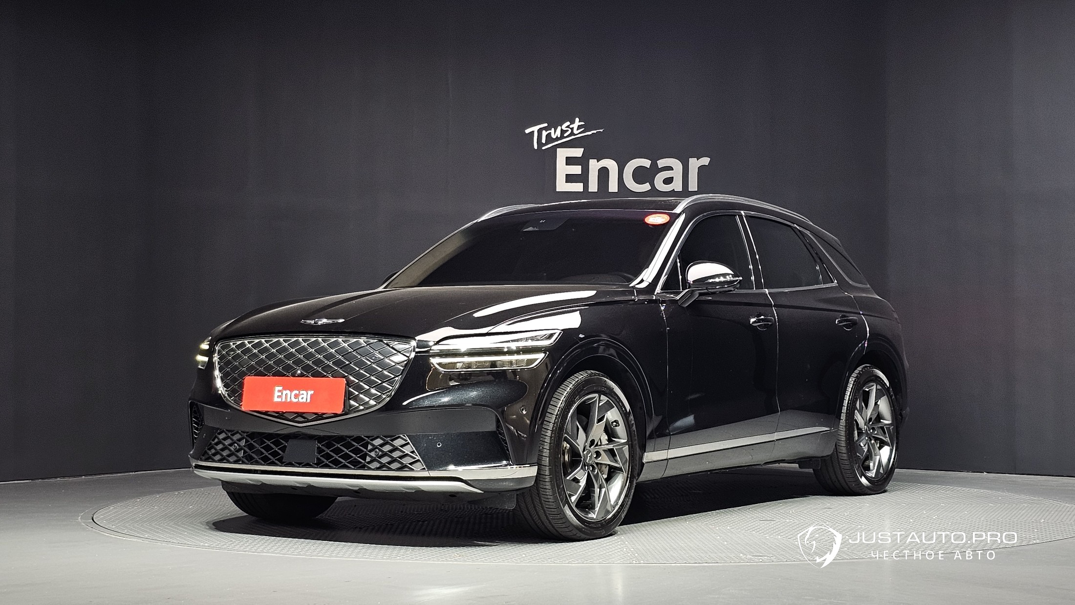 Автомобиль Genesis GV70