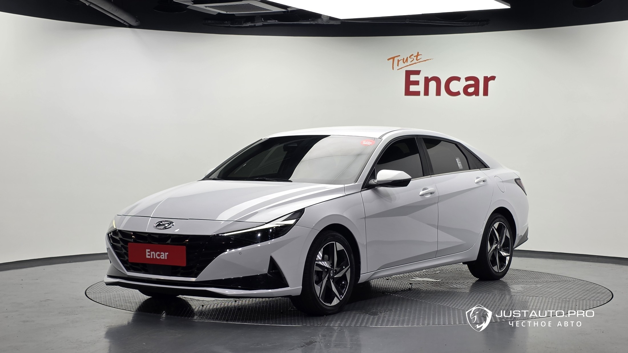 Автомобиль Hyundai AVANTE