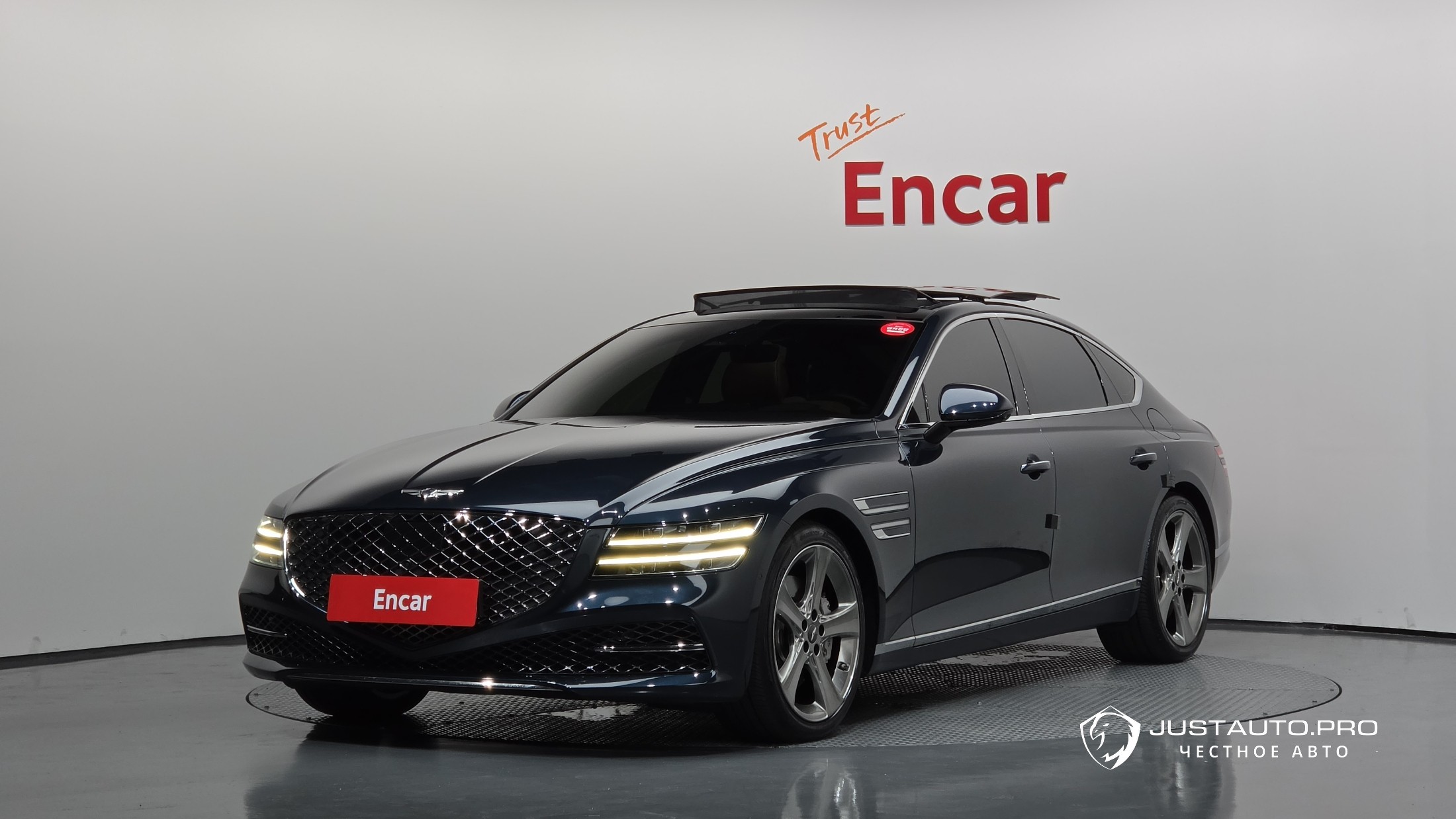 Автомобиль Genesis G80