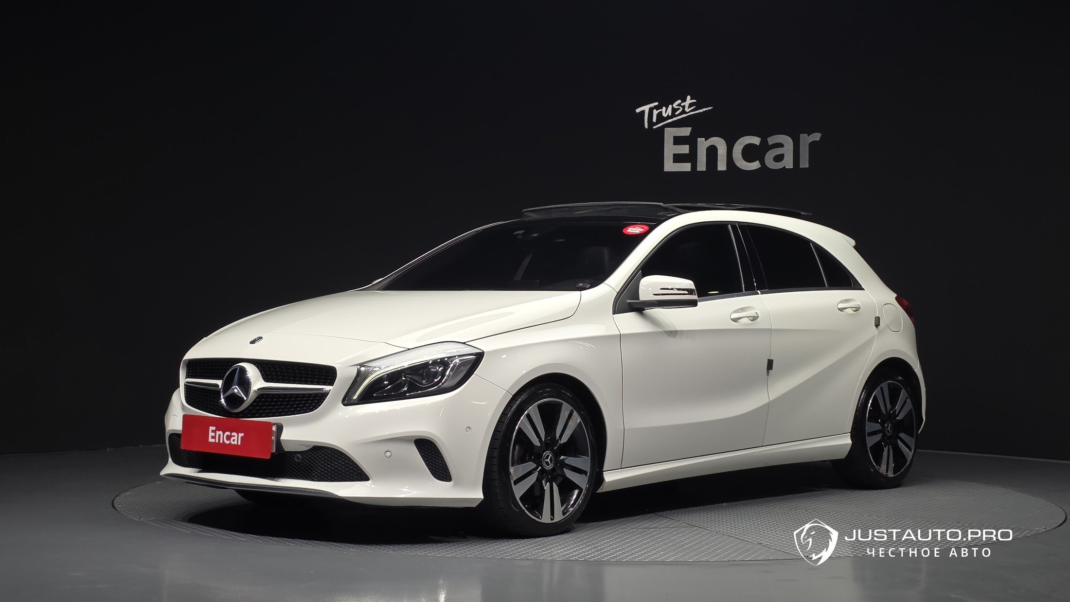 Автомобиль Mercedes-Benz A-Class