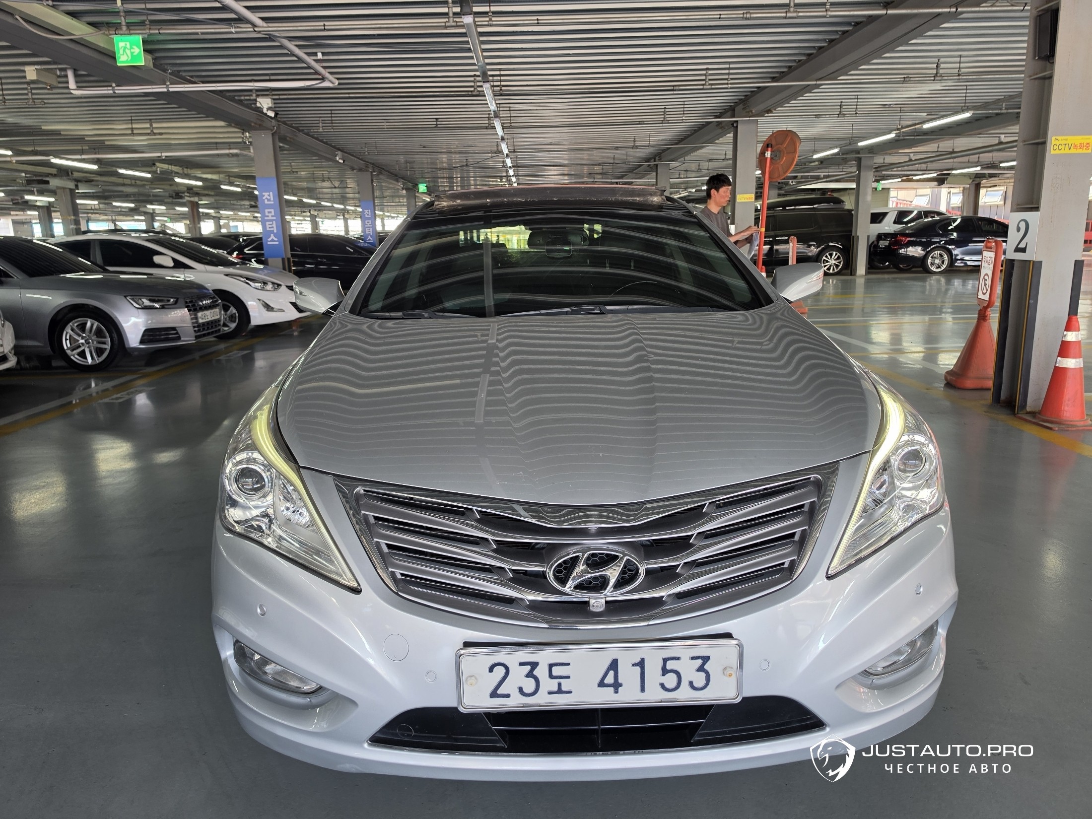 Автомобиль Hyundai Grandeur