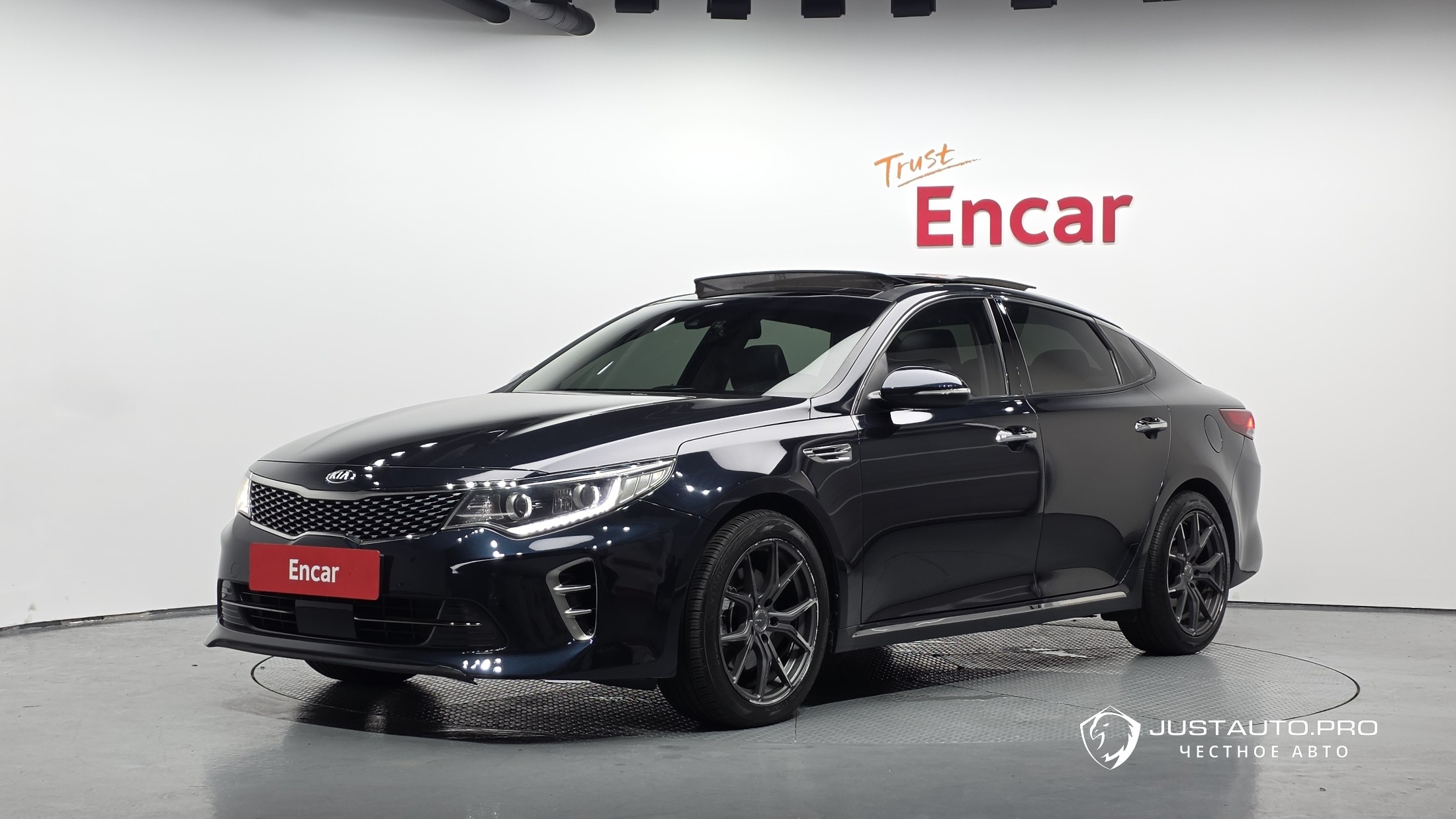 Автомобиль Kia K5