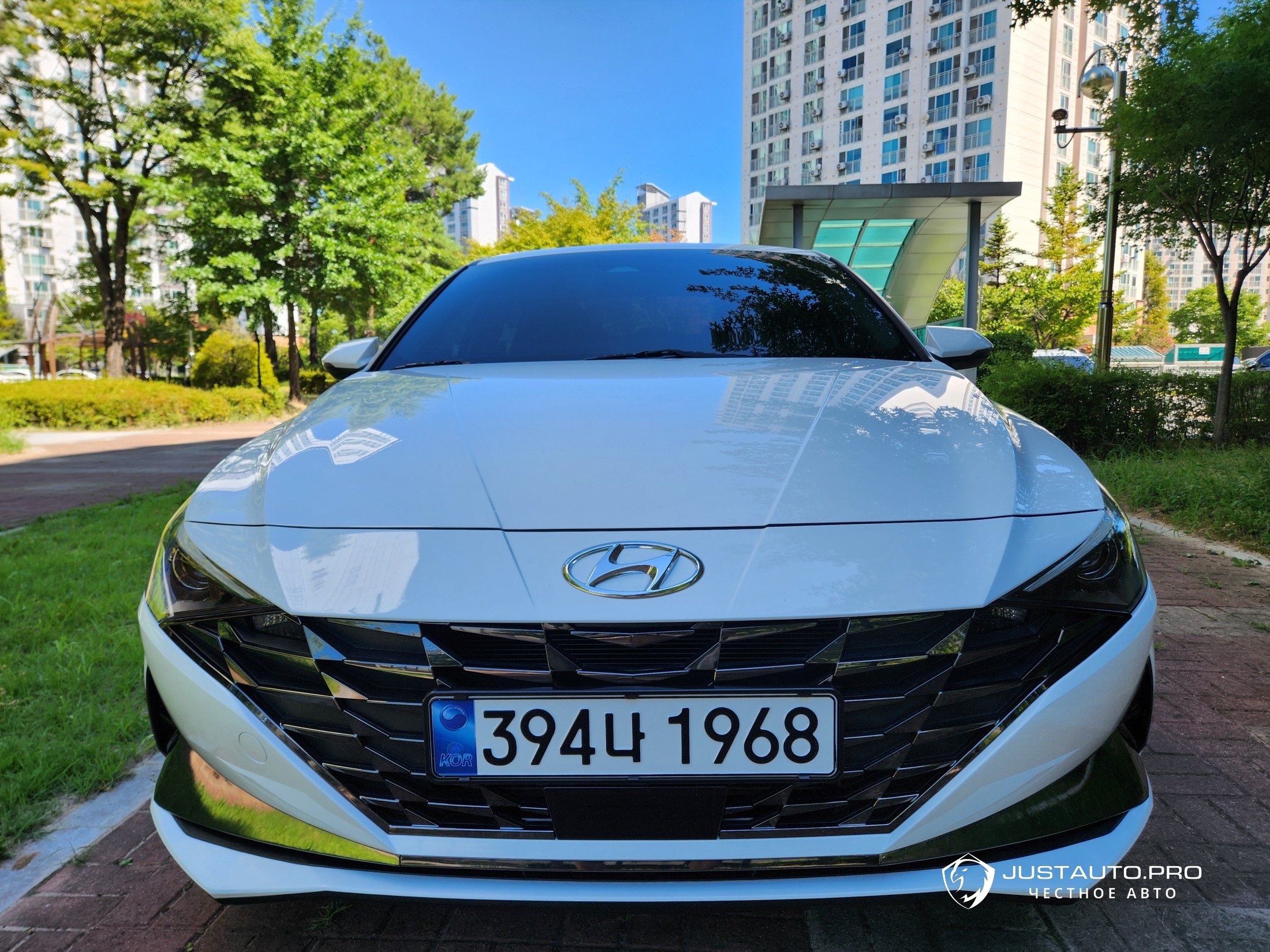 Автомобиль Hyundai AVANTE