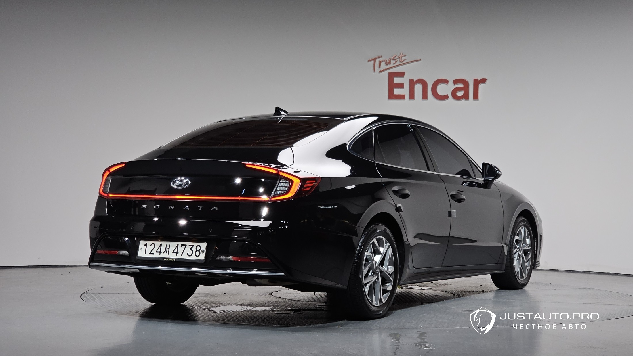 Автомобиль Hyundai Sonata