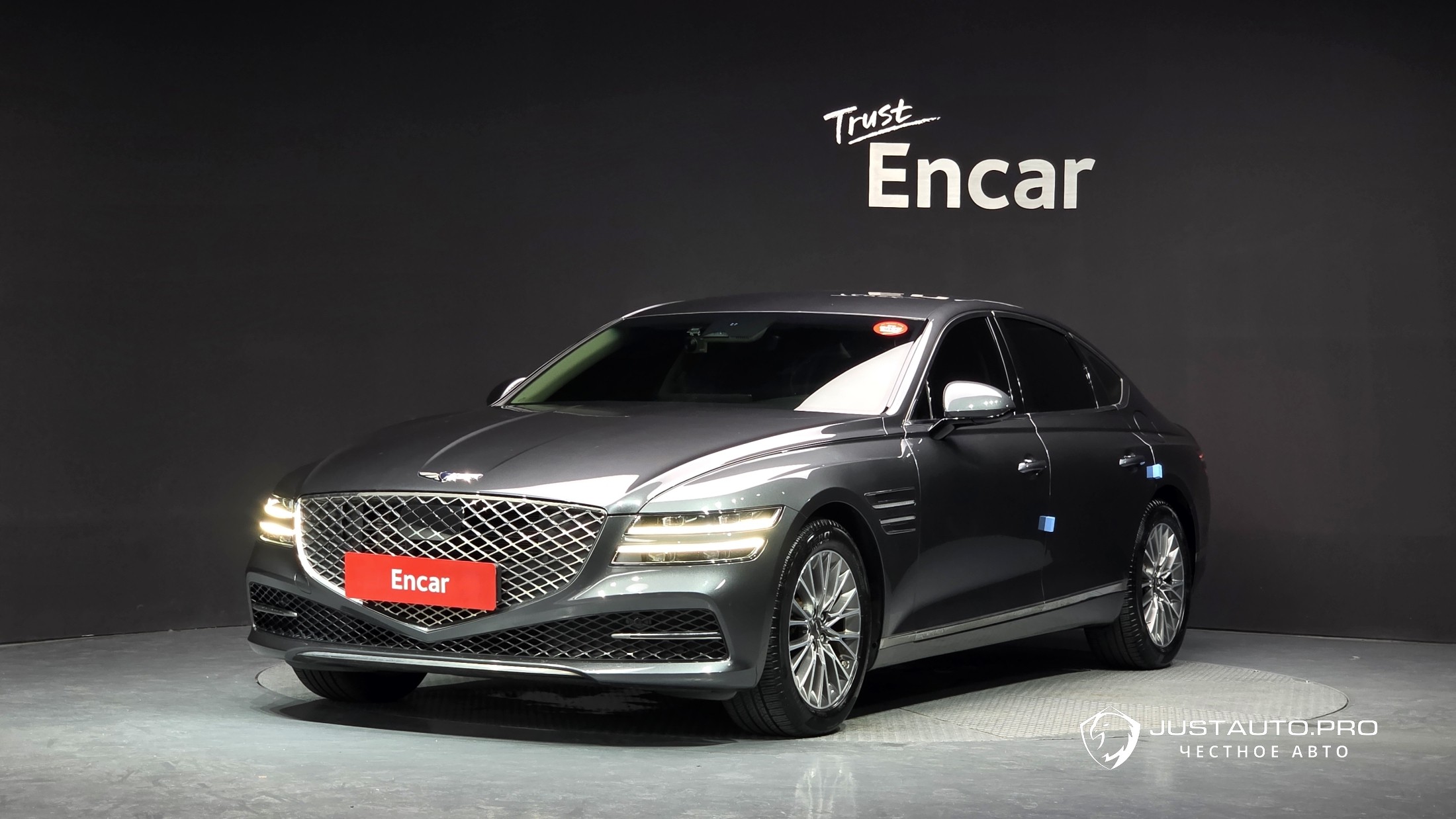 Автомобиль Genesis G80