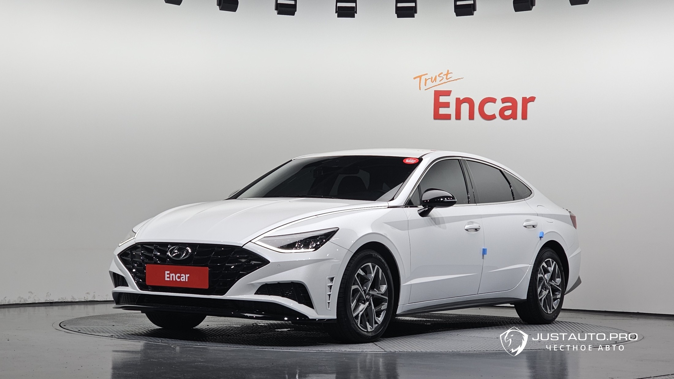 Автомобиль Hyundai Sonata