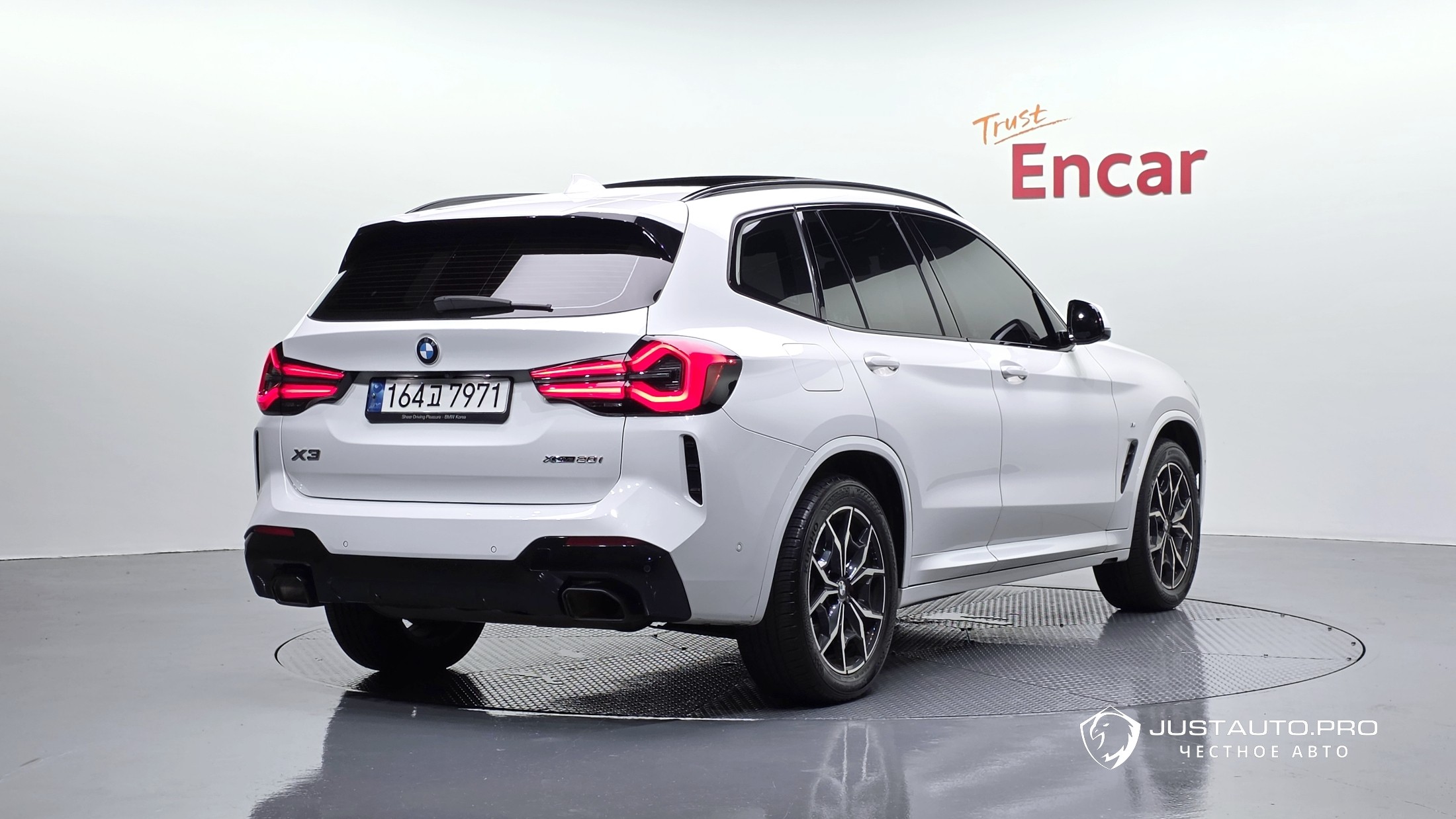 Автомобиль BMW X3