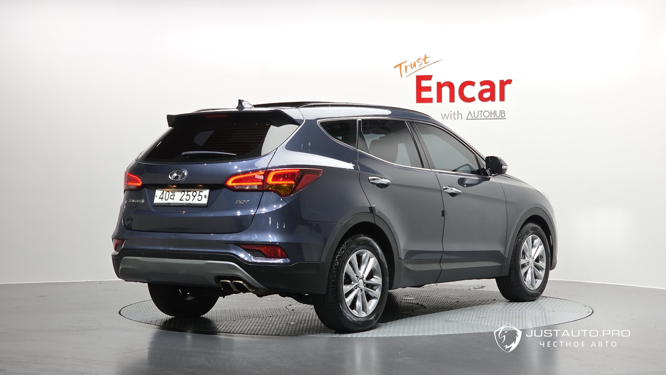 Автомобиль Hyundai Santafe