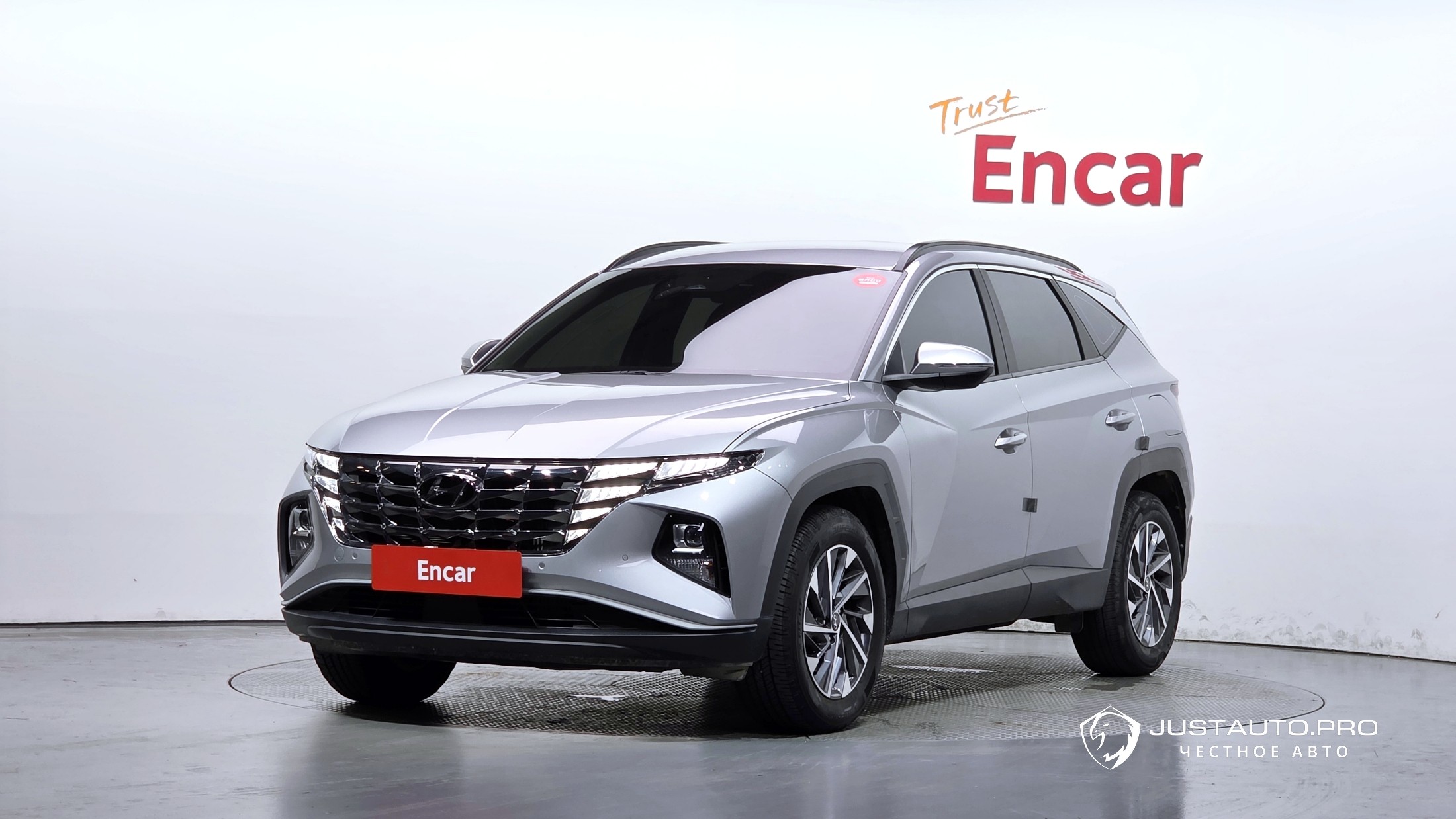 Автомобиль Hyundai Tucson