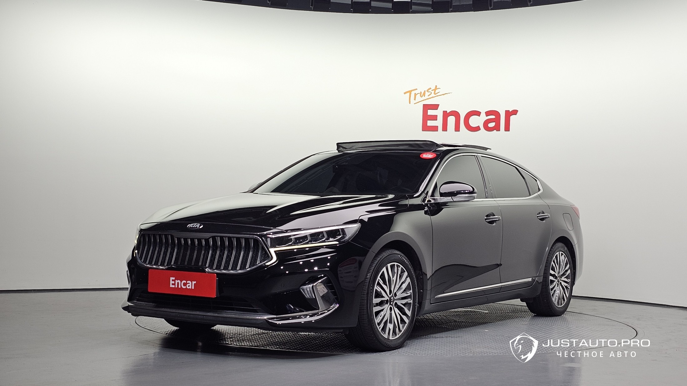 Автомобиль Kia K7