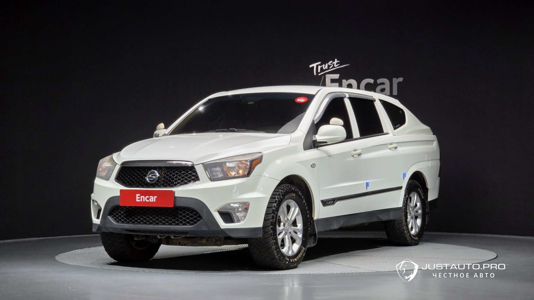 Автомобиль KG_Mobility_Ssangyong KORANDO