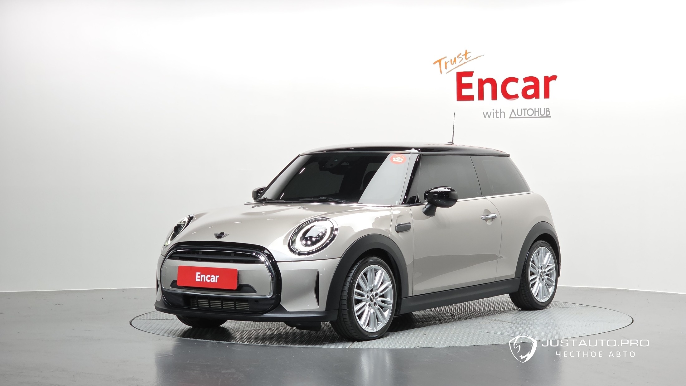 Автомобиль Mini Cooper