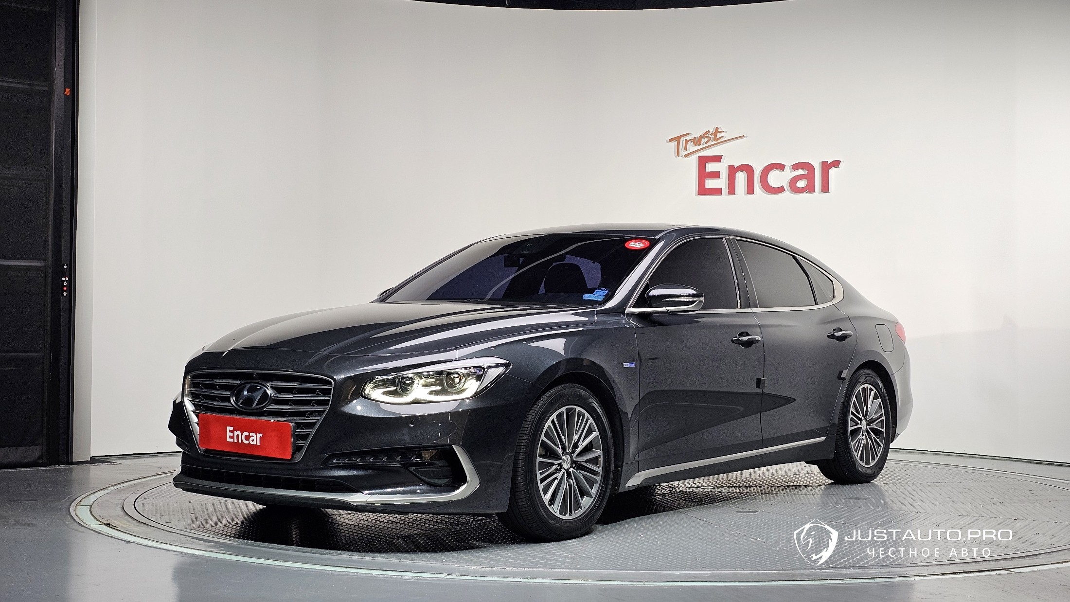 Автомобиль Hyundai Grandeur