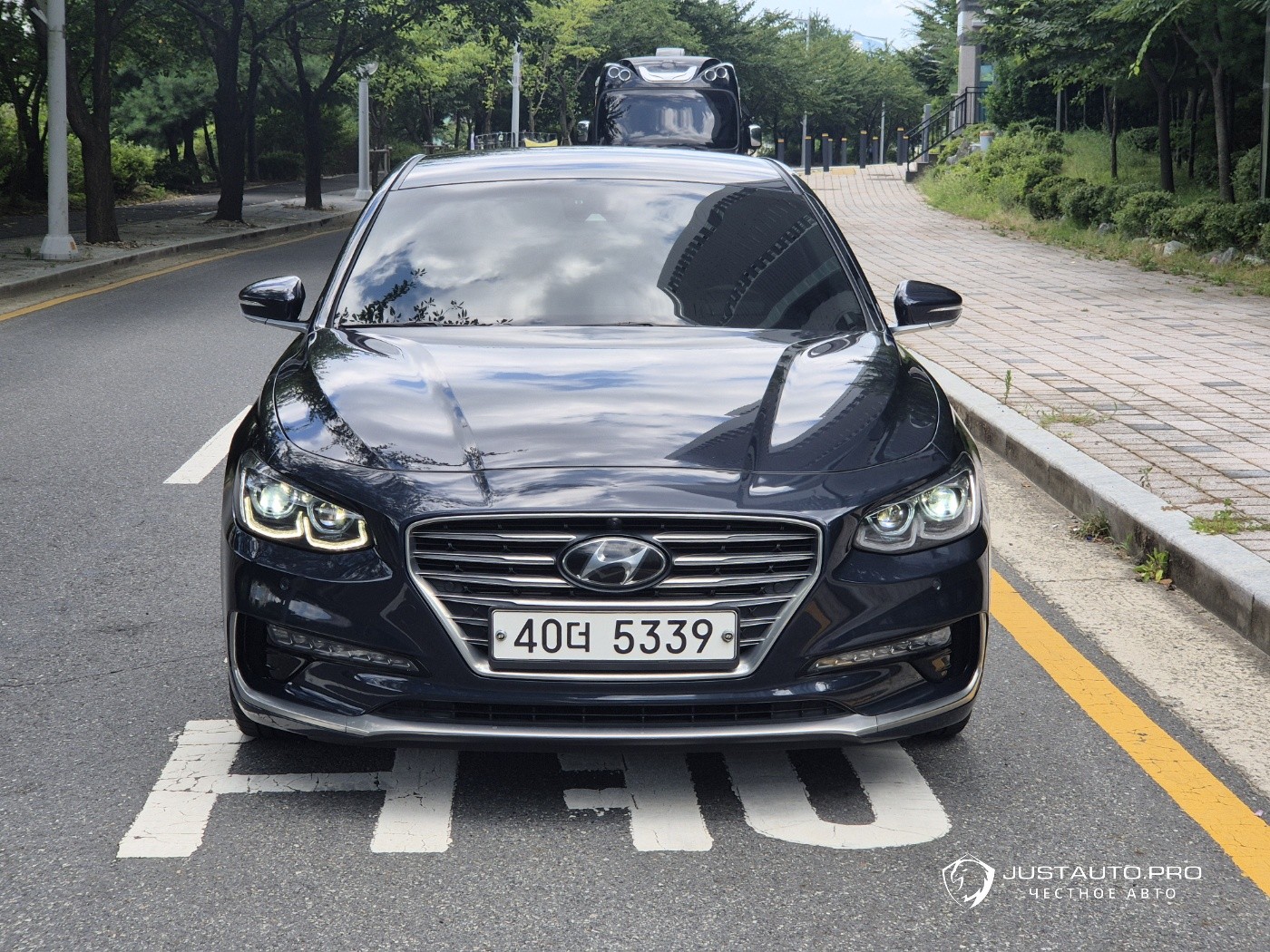 Автомобиль Hyundai Grandeur