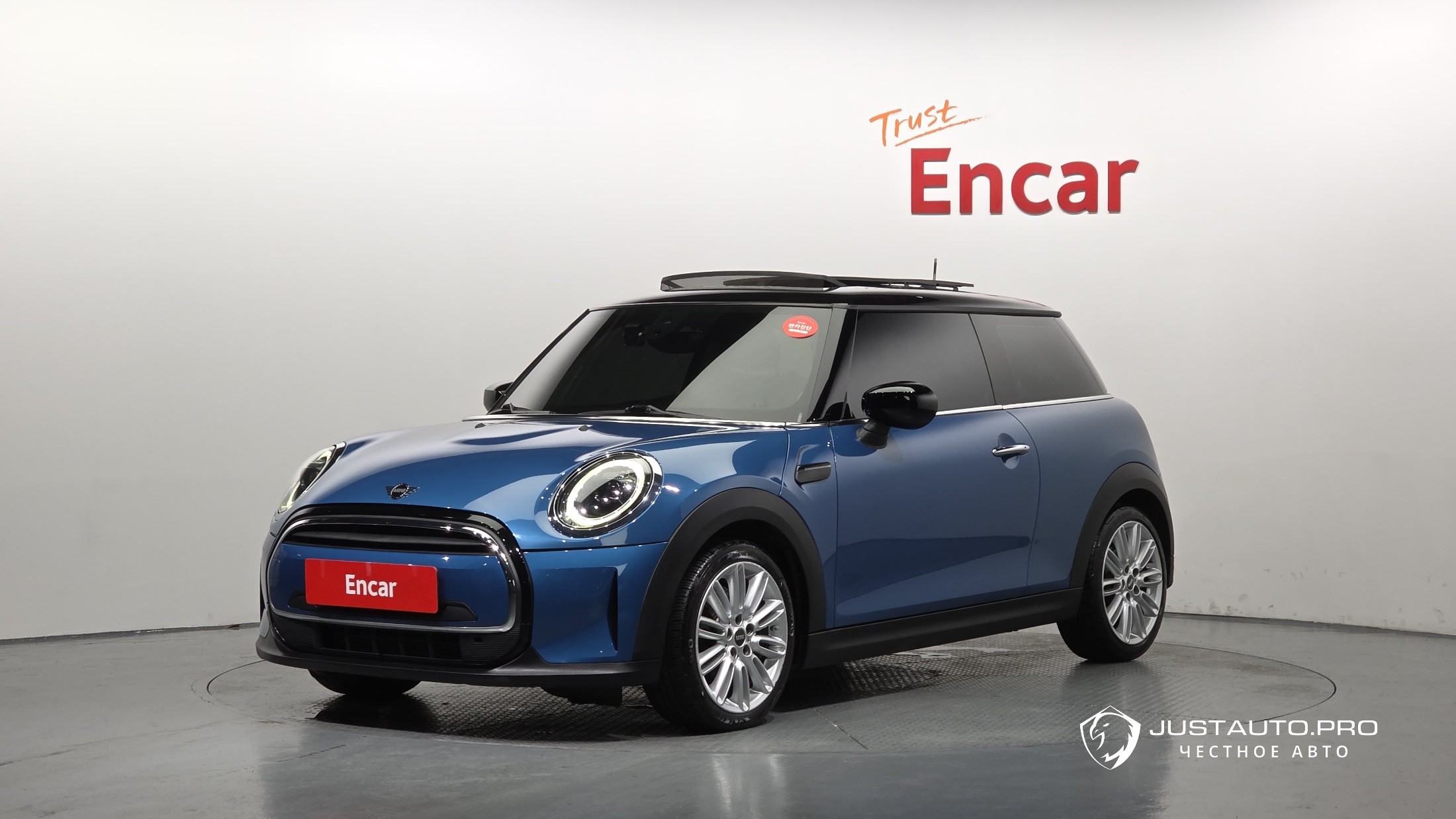 Автомобиль Mini Cooper