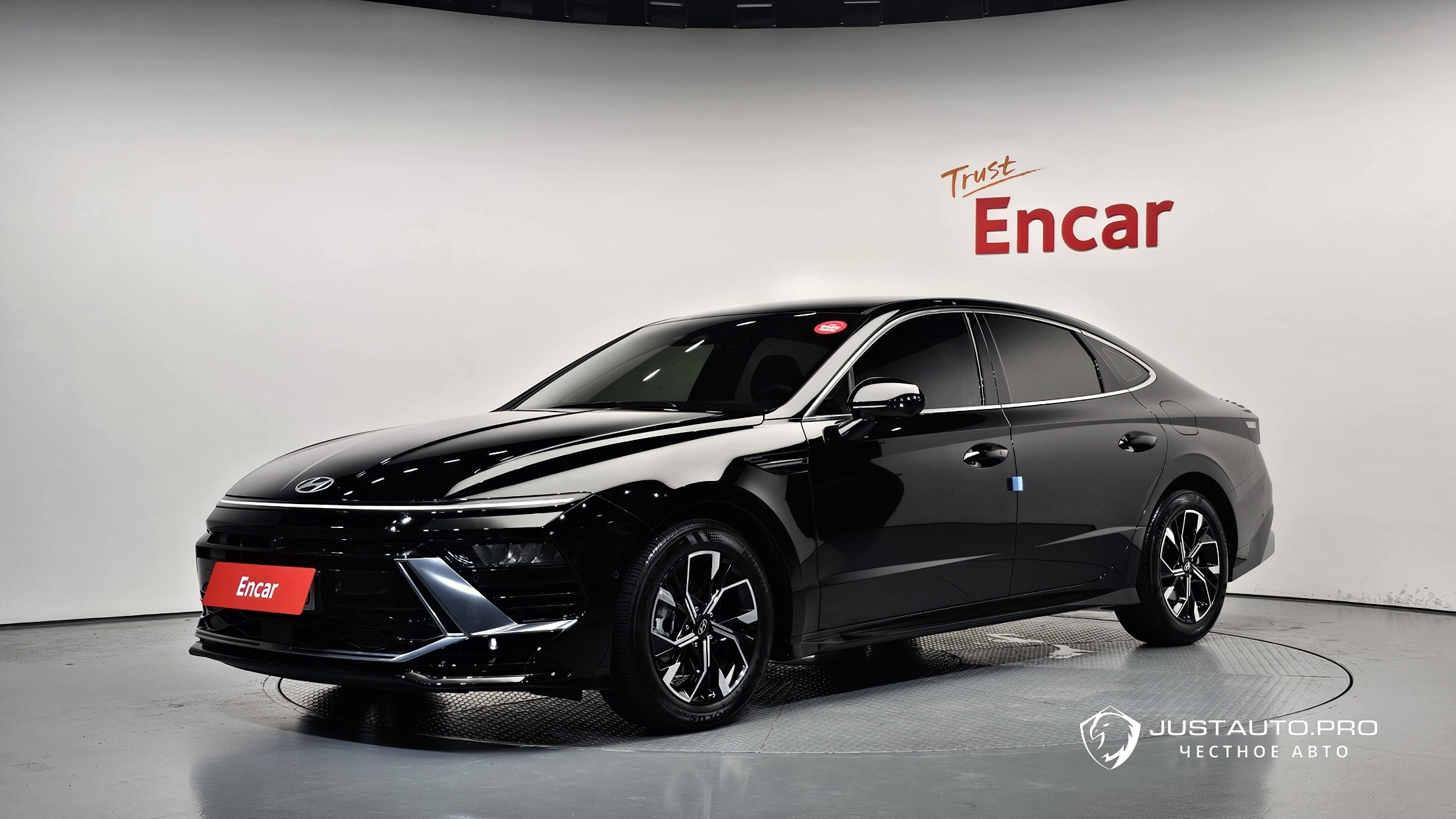 Автомобиль Hyundai Sonata