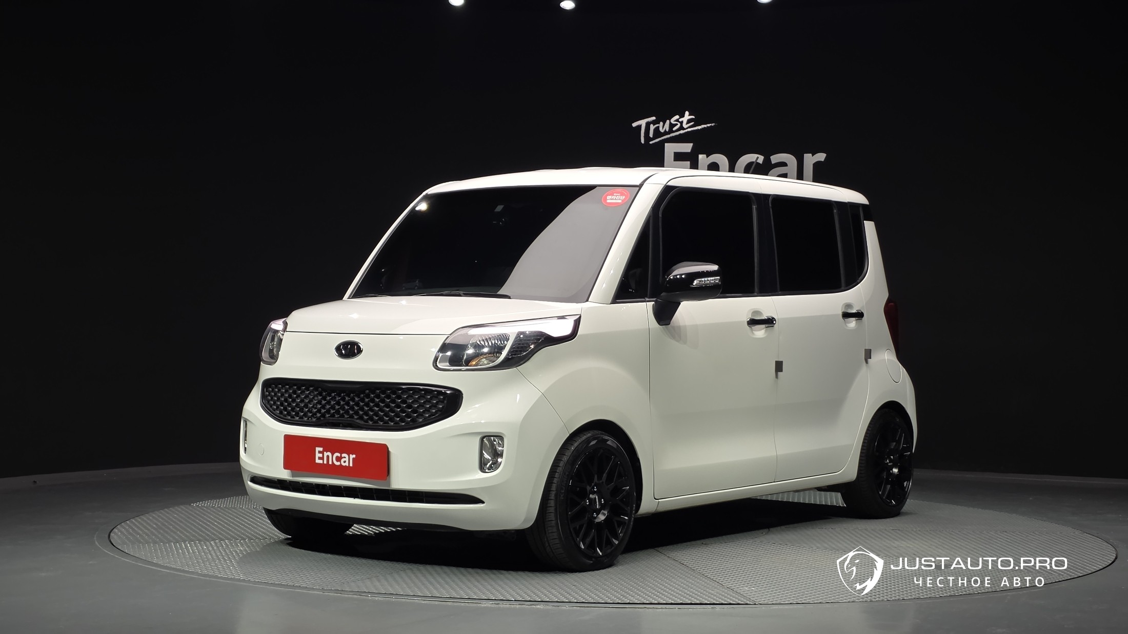 Автомобиль Kia RAY
